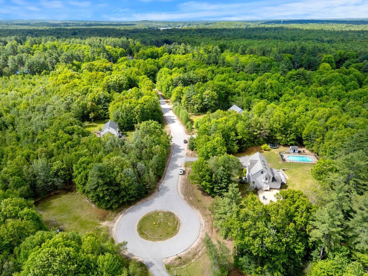 24 Fireside Dr, Epping, NH 03042