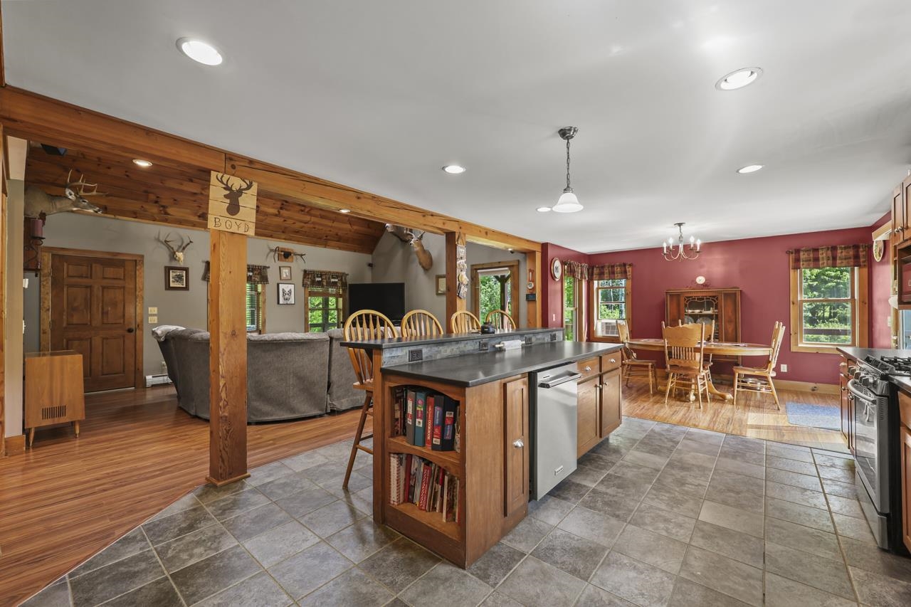 Breakfast bar