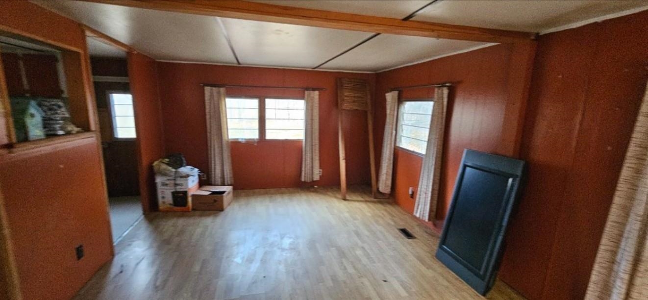 1045 Us Route 3 Route, Stratford, NH 03590