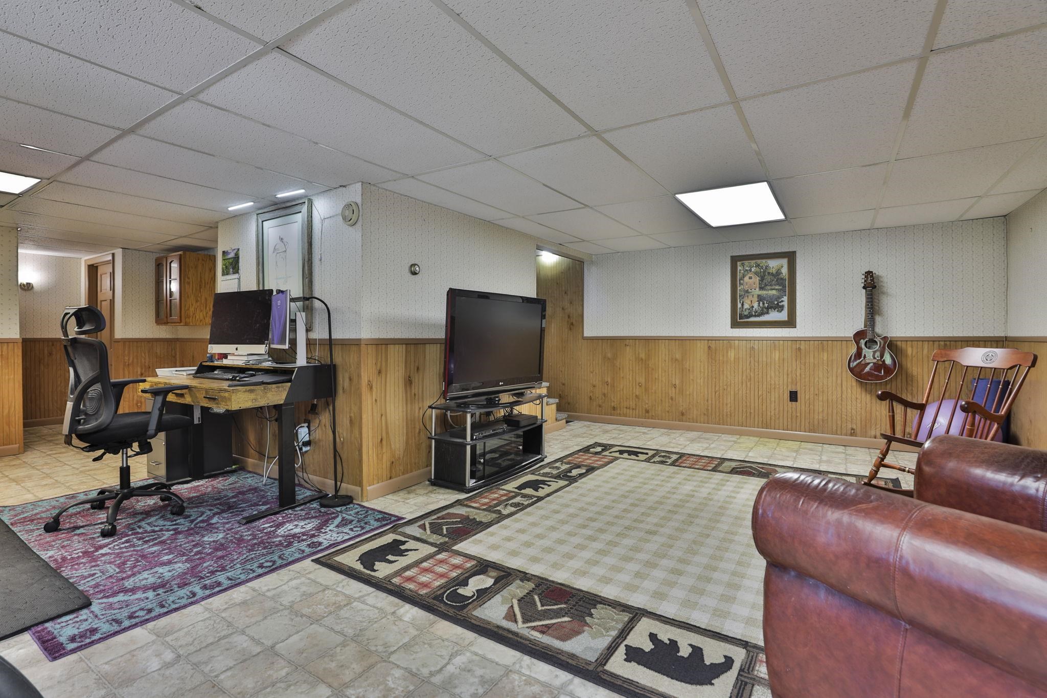2 Dove St, Boscawen, NH 03303
