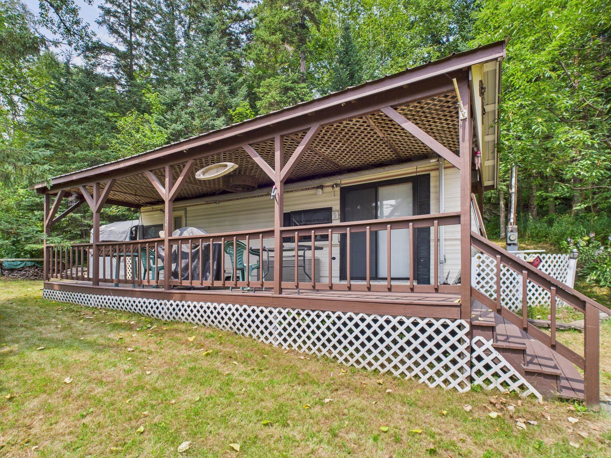 1459 Main St, Pittsburg, NH 03592