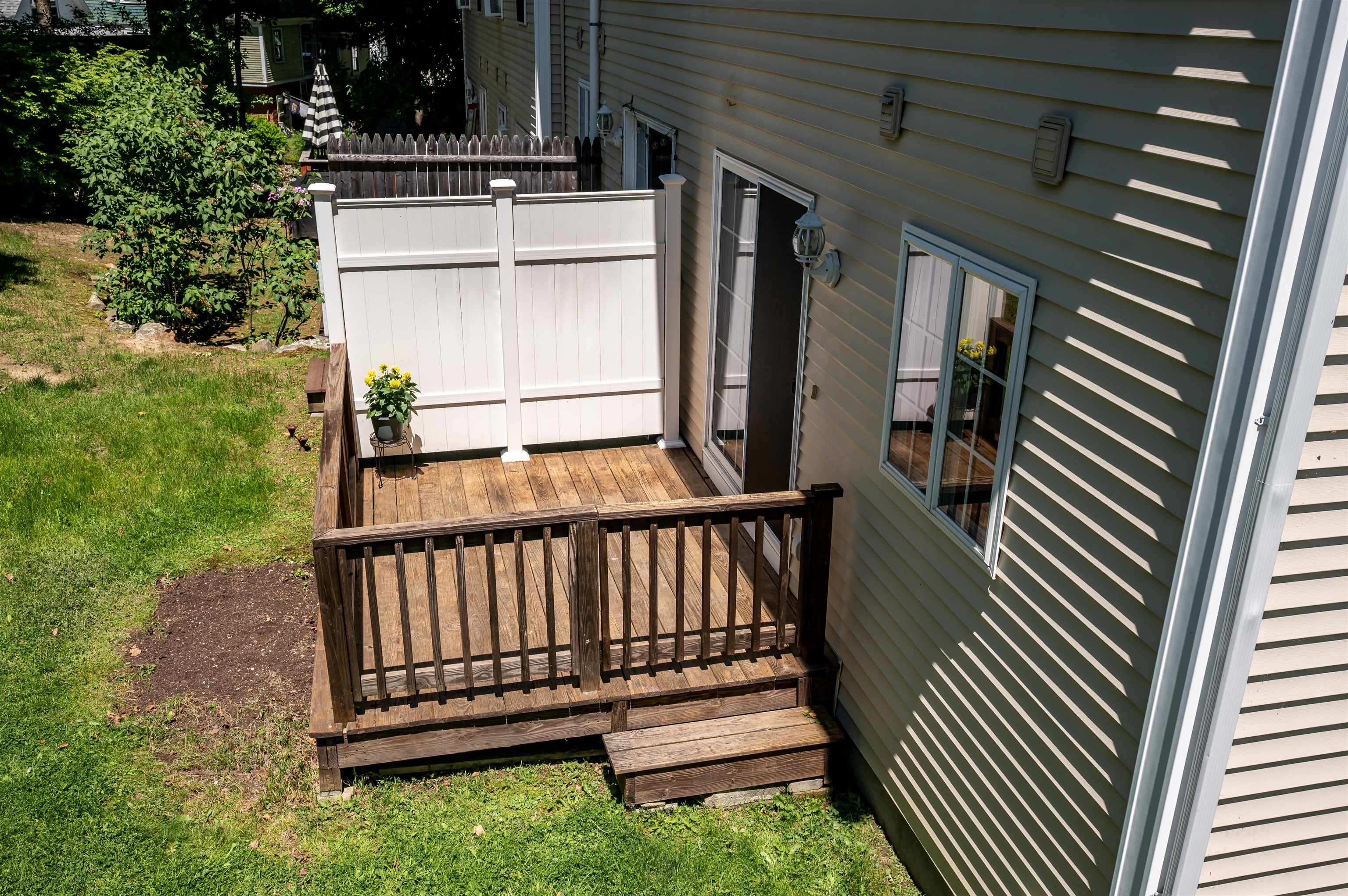 44 Church St #E, Rochester, NH 03839
