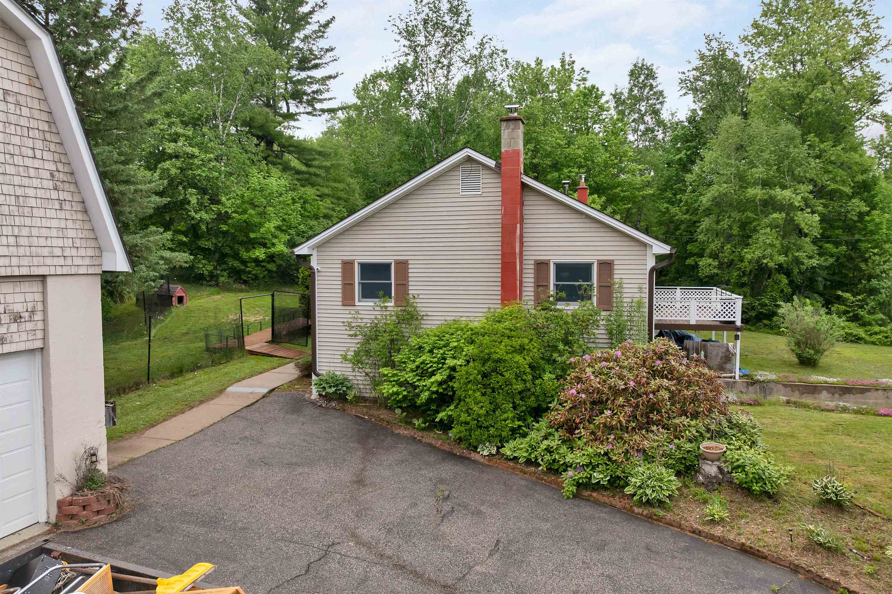 73 Jimtown Rd, Gorham, NH 03581
