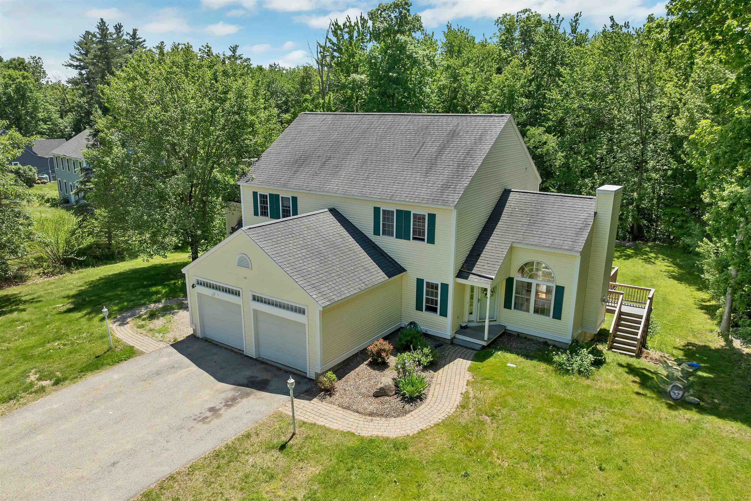 210 Kent Farm Rd #2, Hampstead, NH 03841-2141
