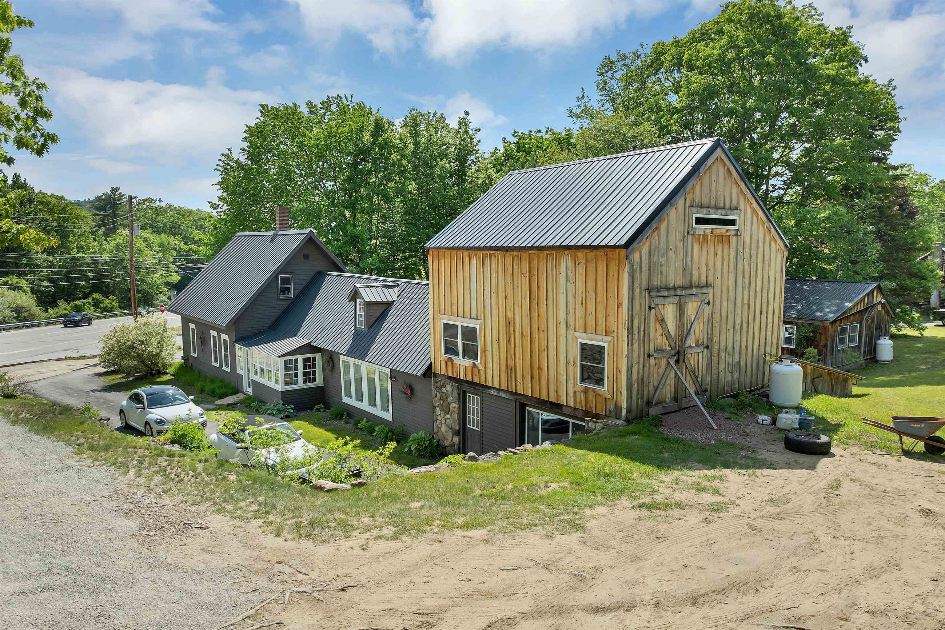 3-5 Firehouse Ln, New Hampton, NH 03256