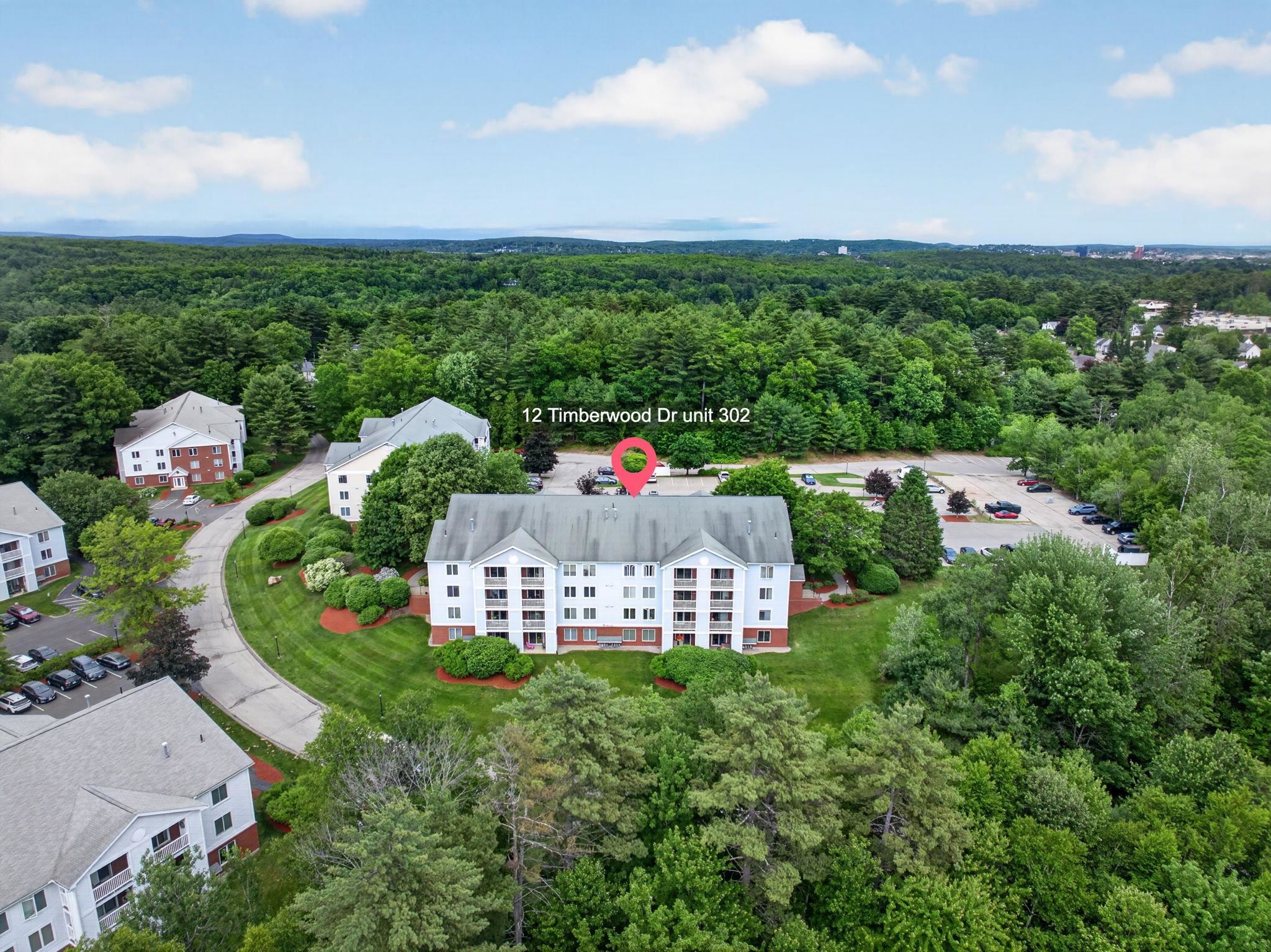 12 Timberwood Dr #302, Goffstown, NH 03045