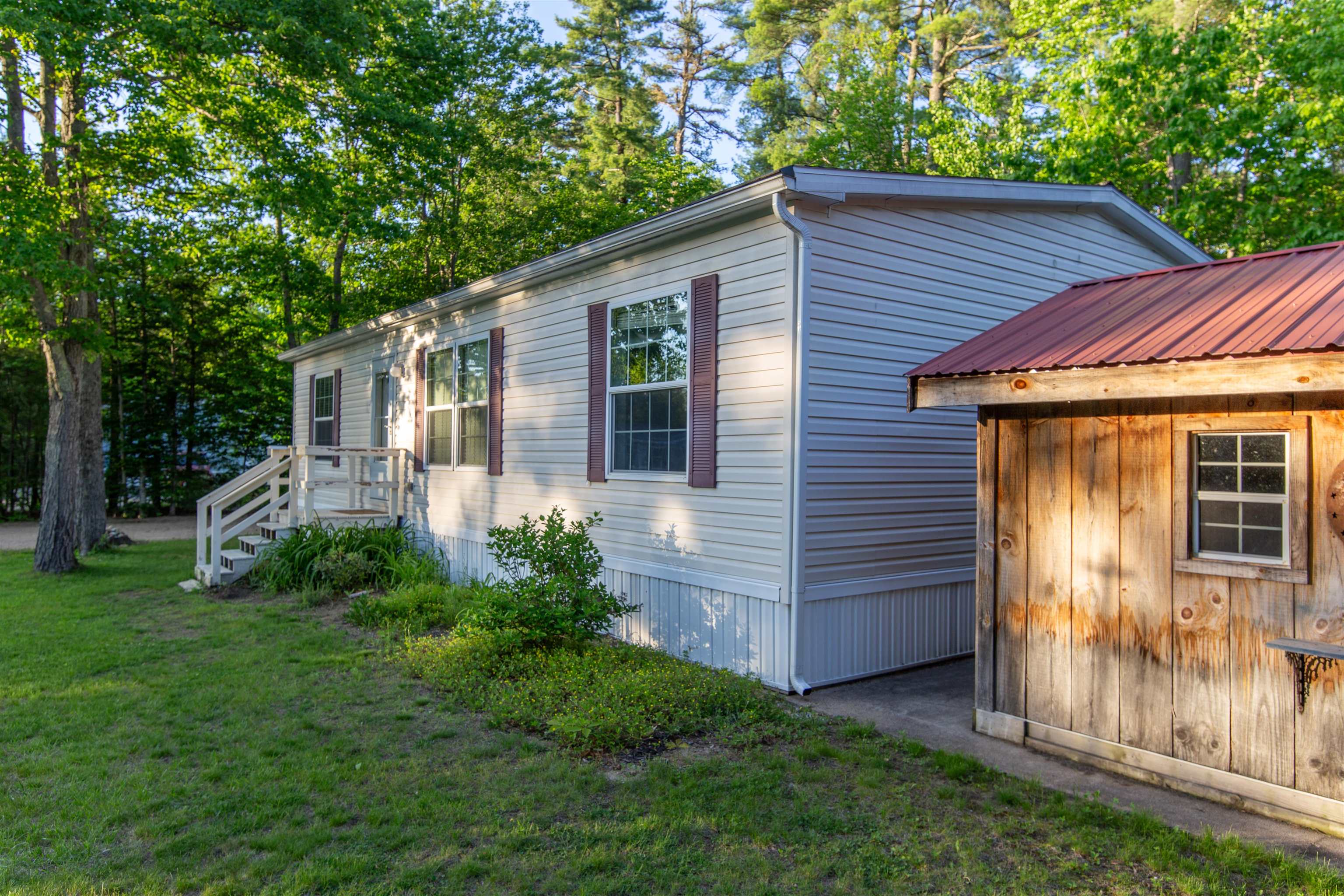 38 Bookholz Way, Tamworth, NH 03886