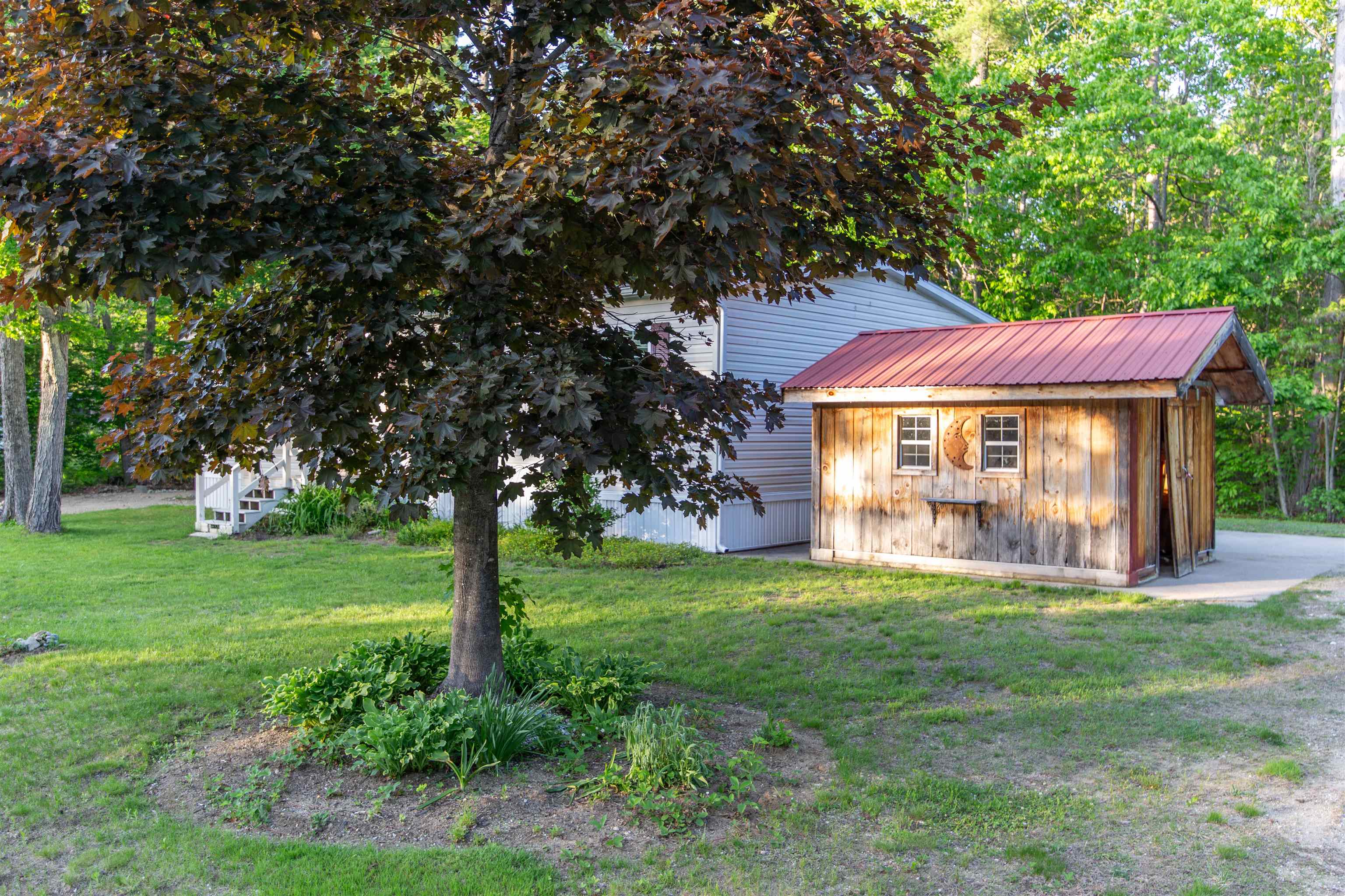 38 Bookholz Way, Tamworth, NH 03886