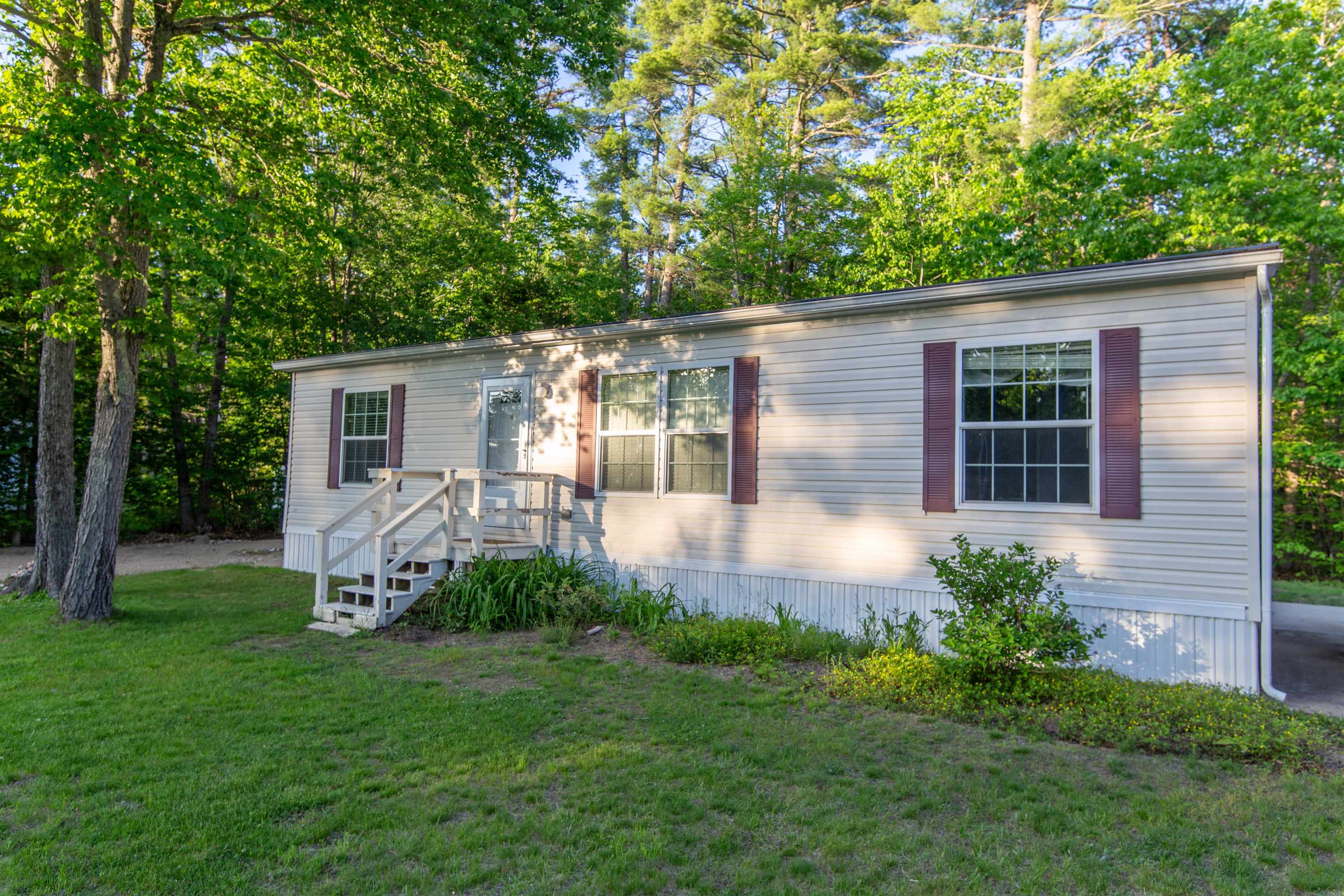 38 Bookholz Way, Tamworth, NH 03886