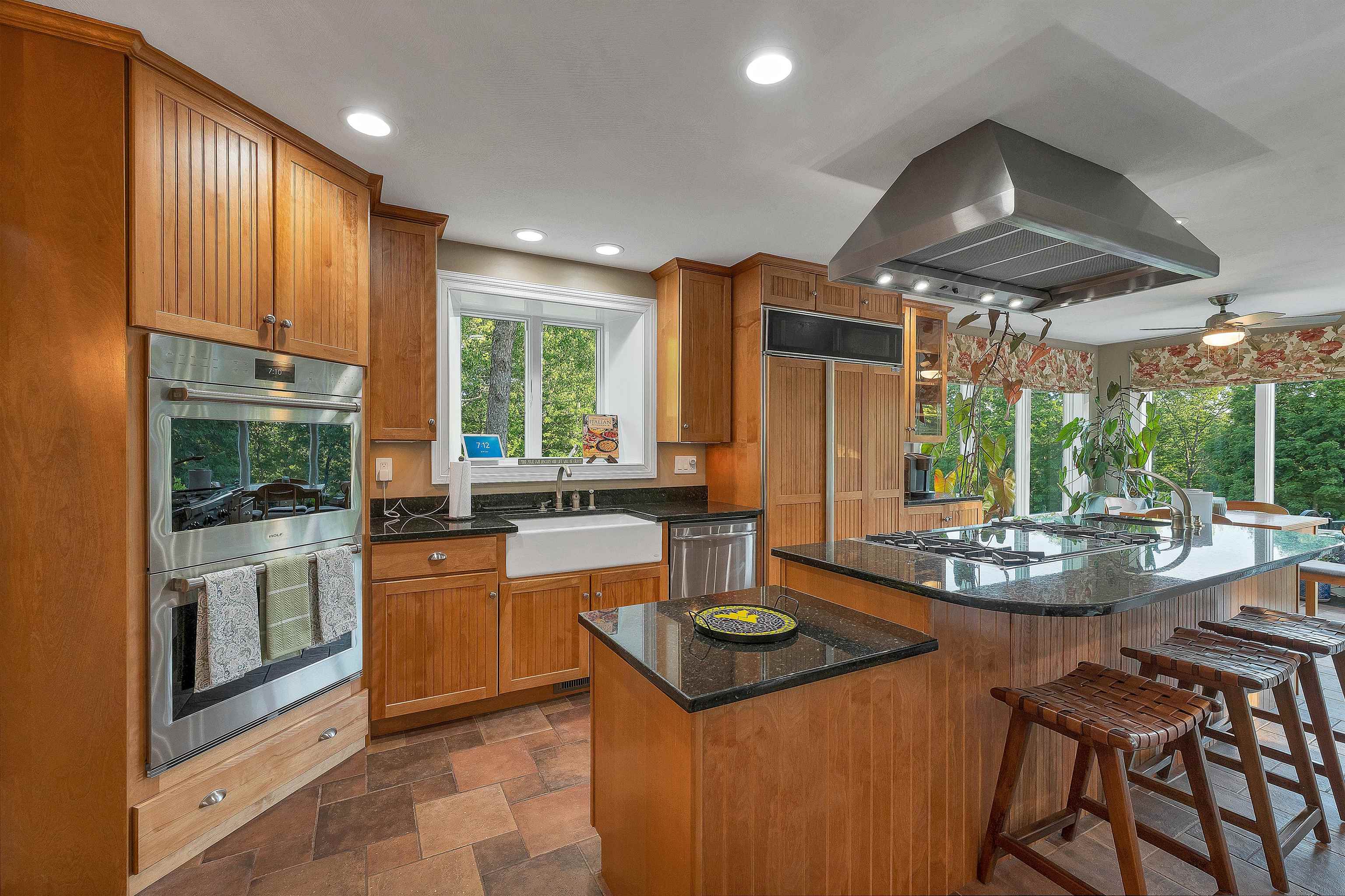75 Long Pond Rd, Dunbarton, NH 03046