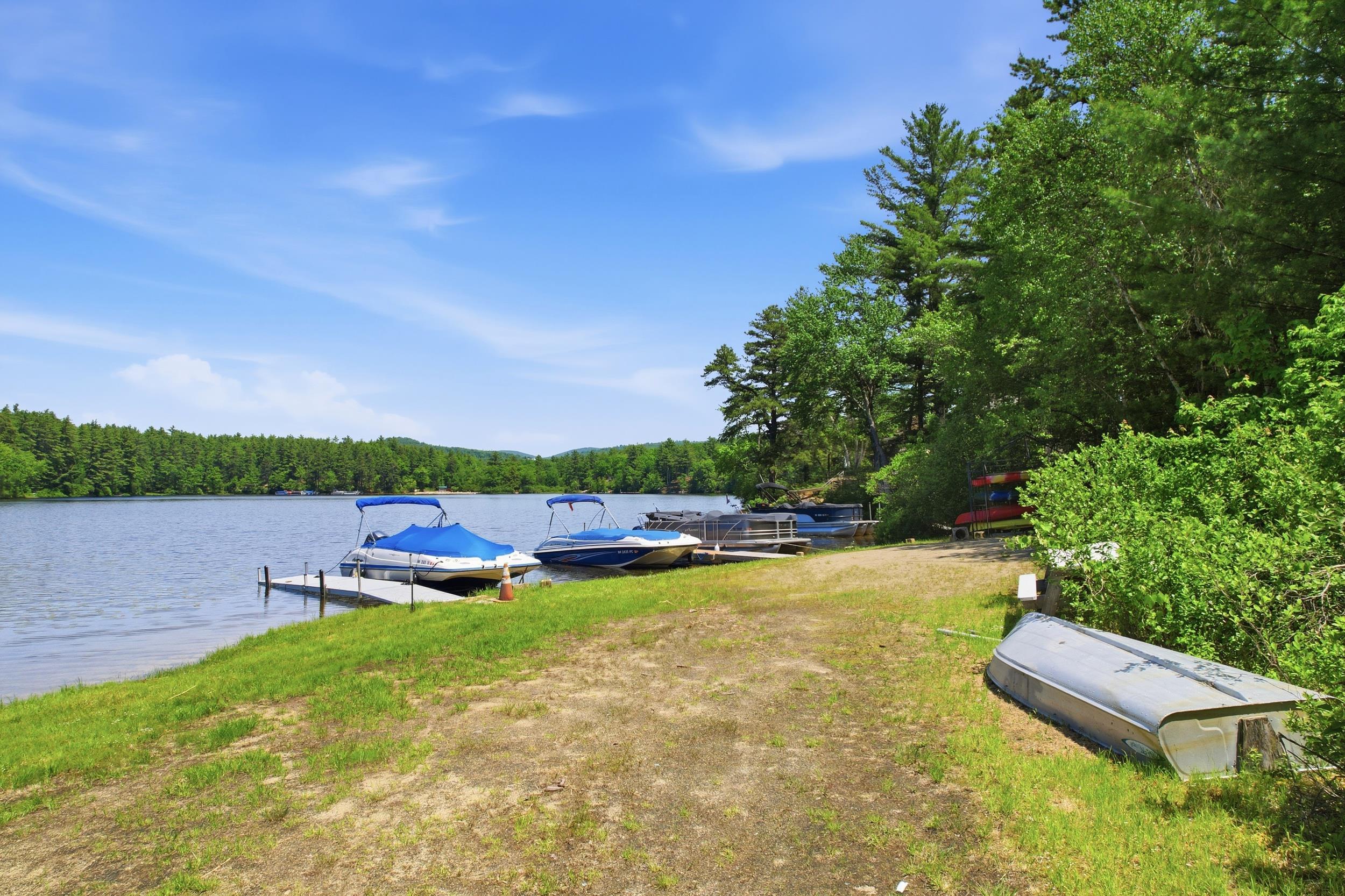 Lake access area