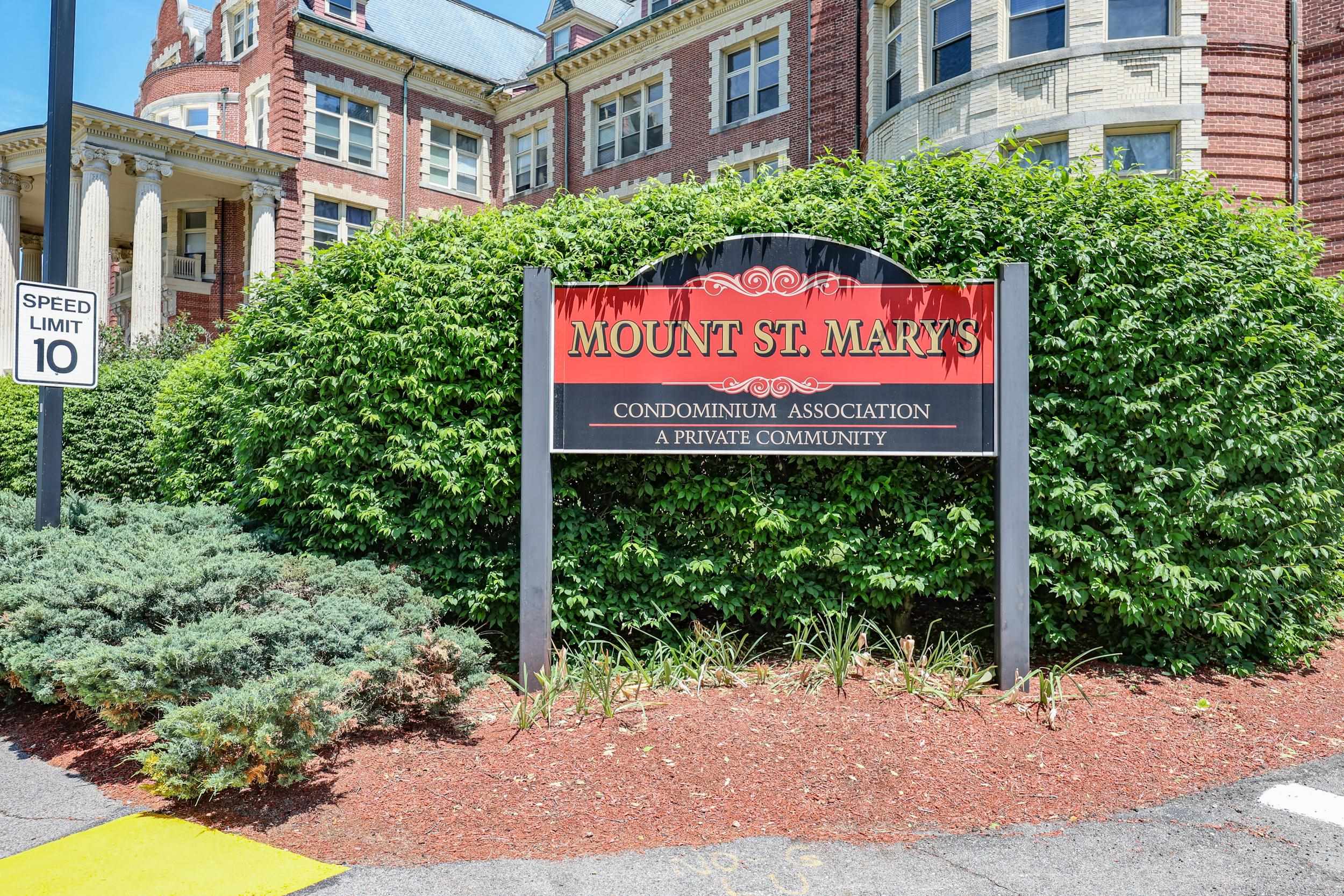 15 Mount Saint Marys Way #7, Hooksett, NH 03106