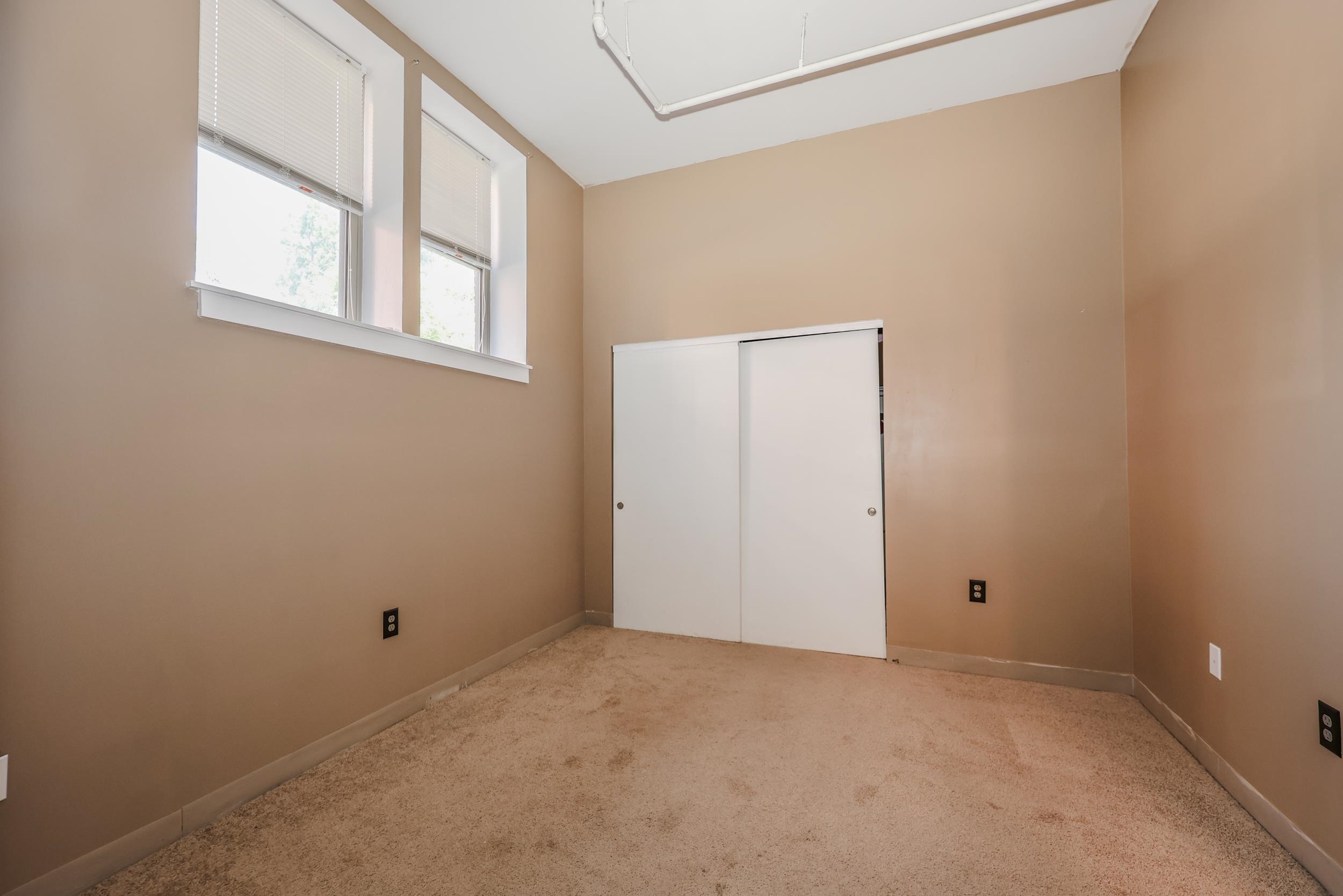 15 Mount Saint Marys Way #7, Hooksett, NH 03106