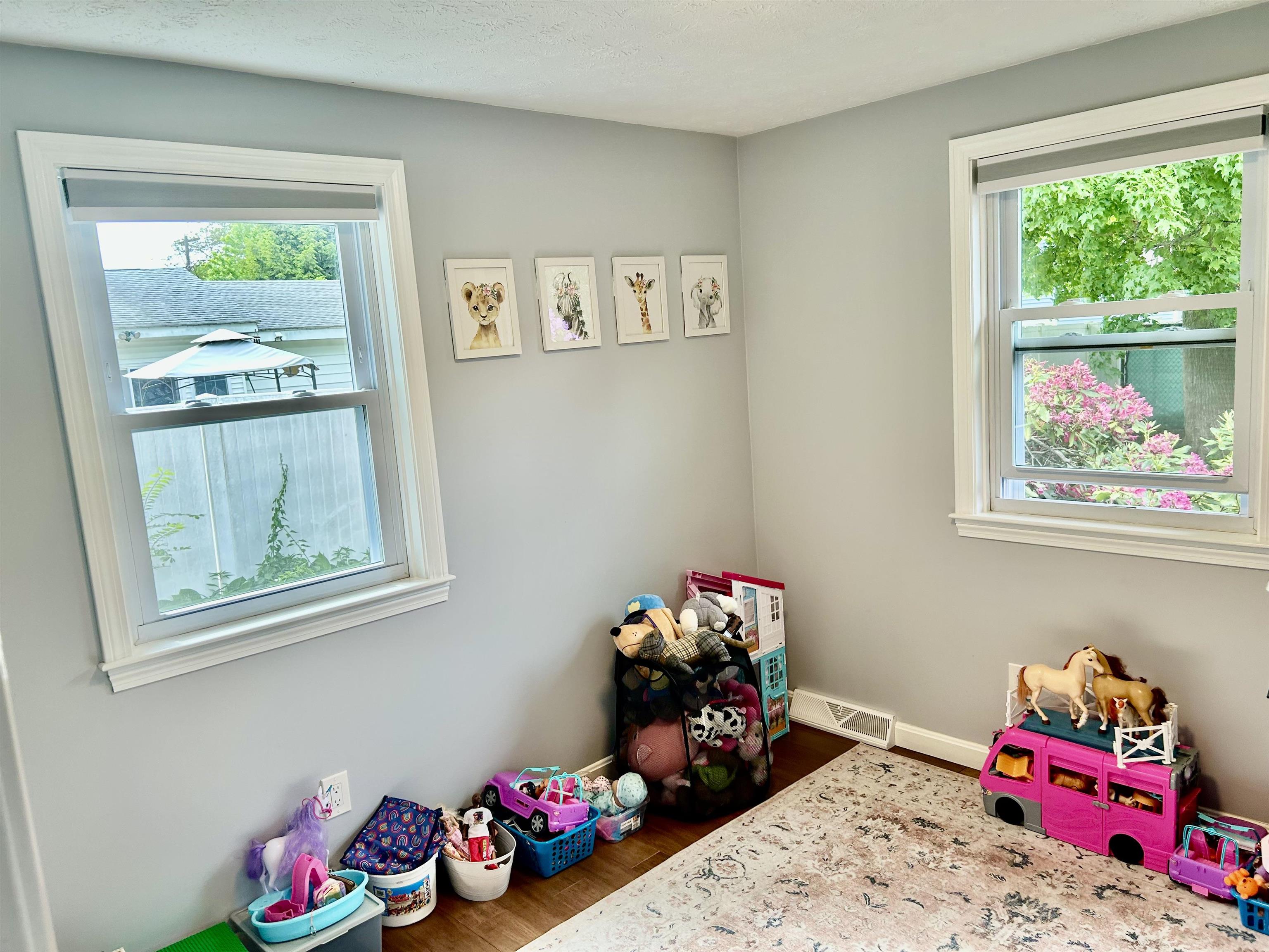 108 Peak St, Manchester, NH 03104