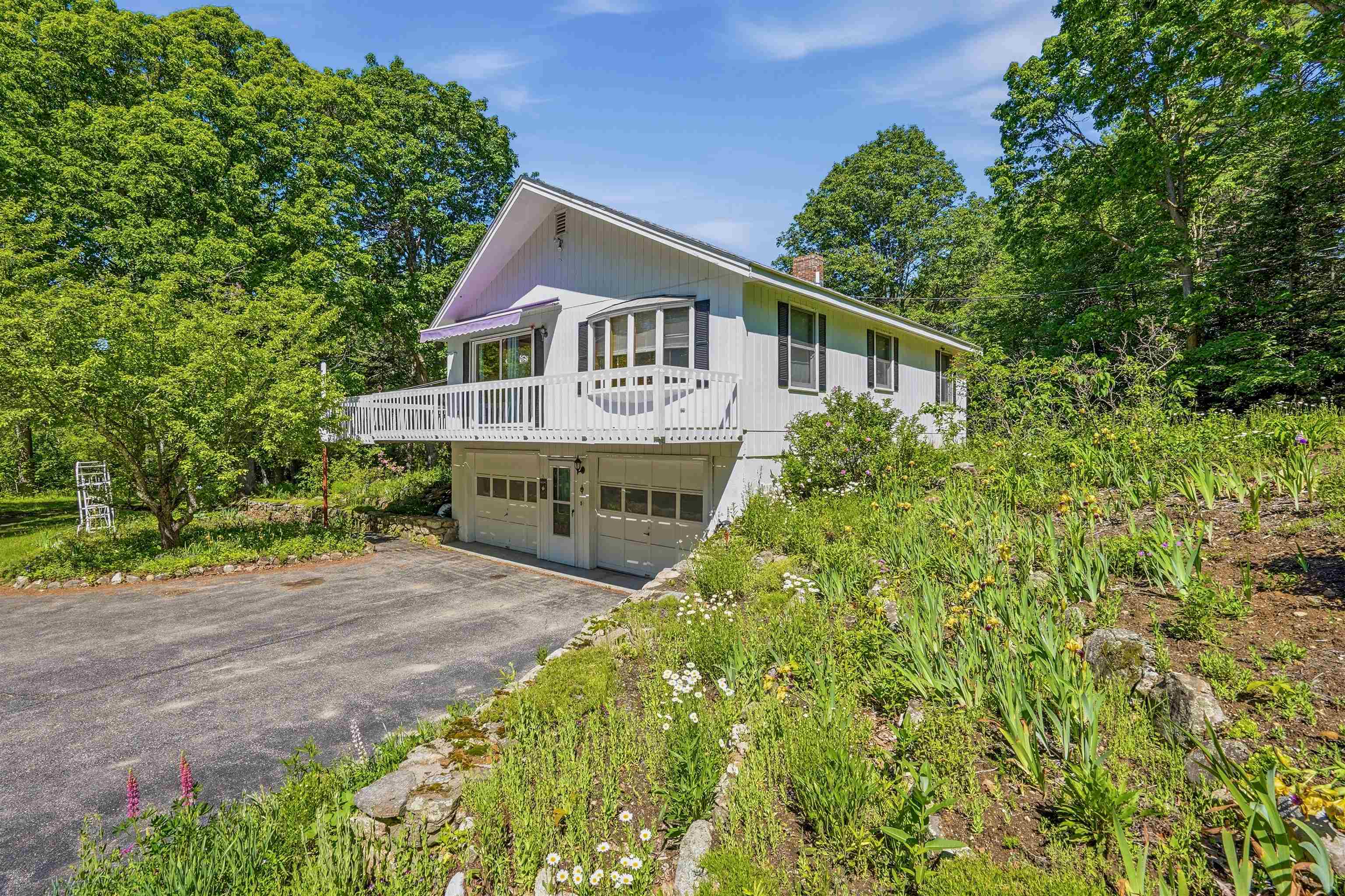 15 Tash Rd, New Durham, NH 03855