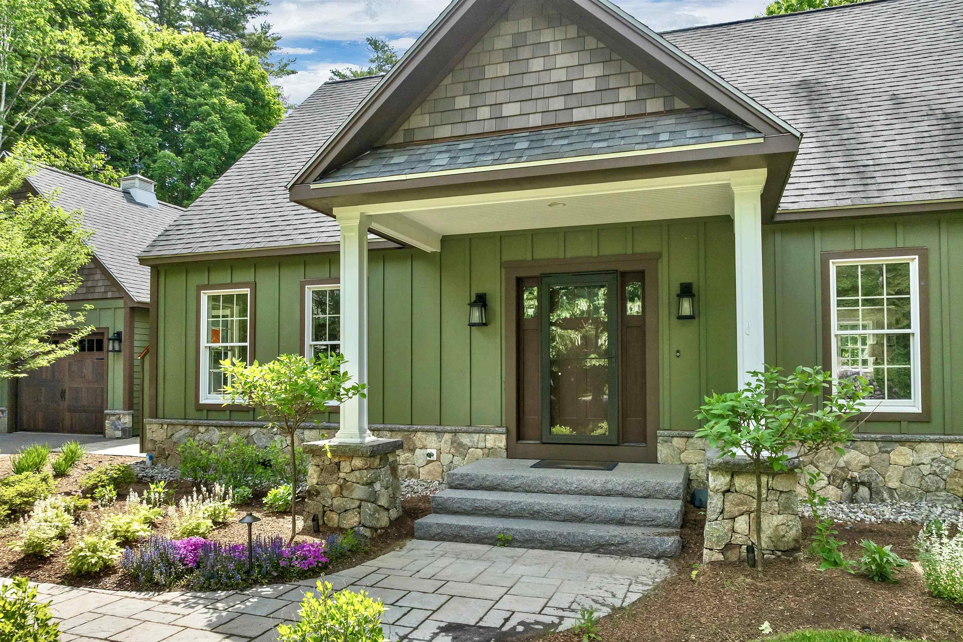 17 Bentley Rd, Moultonborough, NH 03254