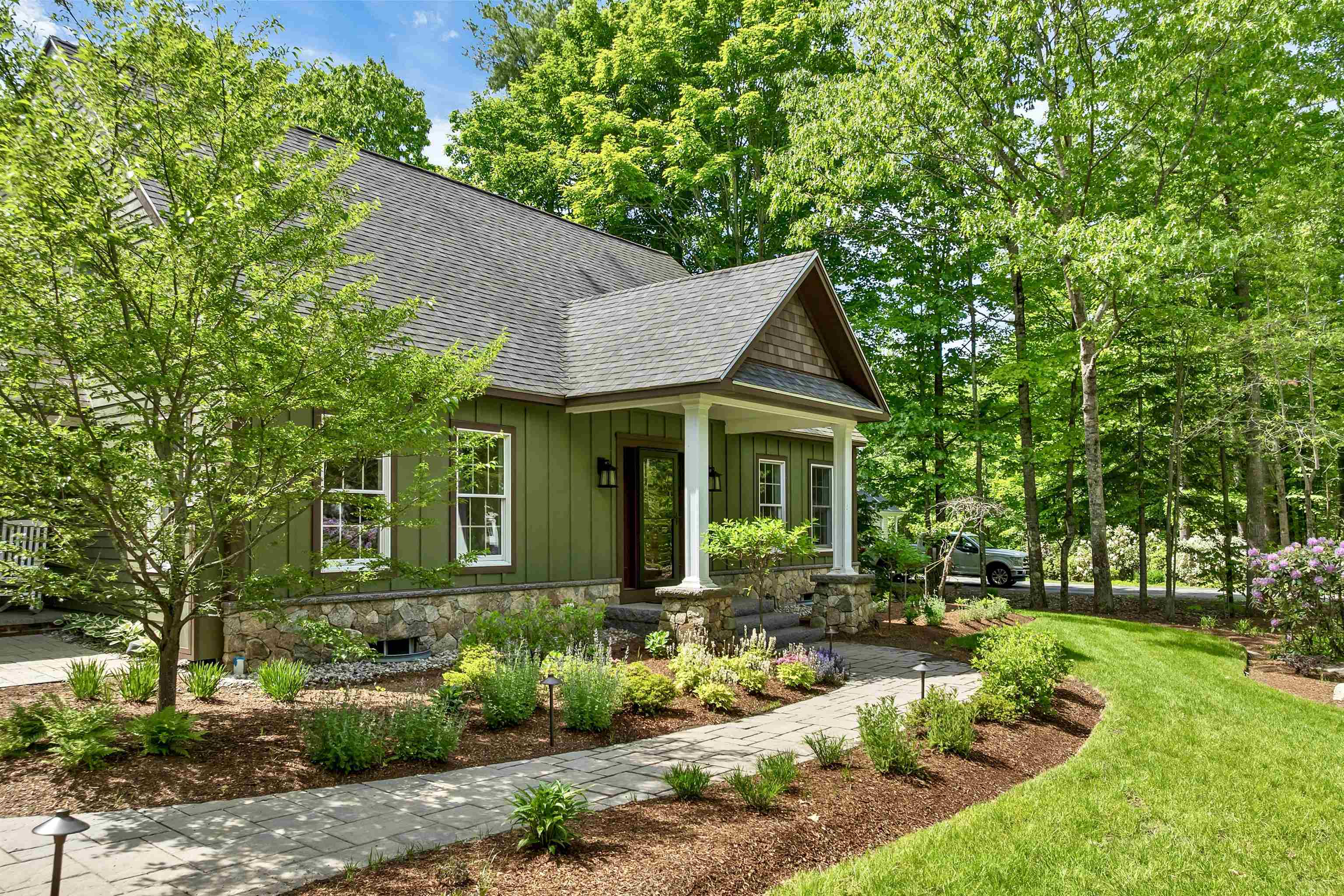 17 Bentley Rd, Moultonborough, NH 03254