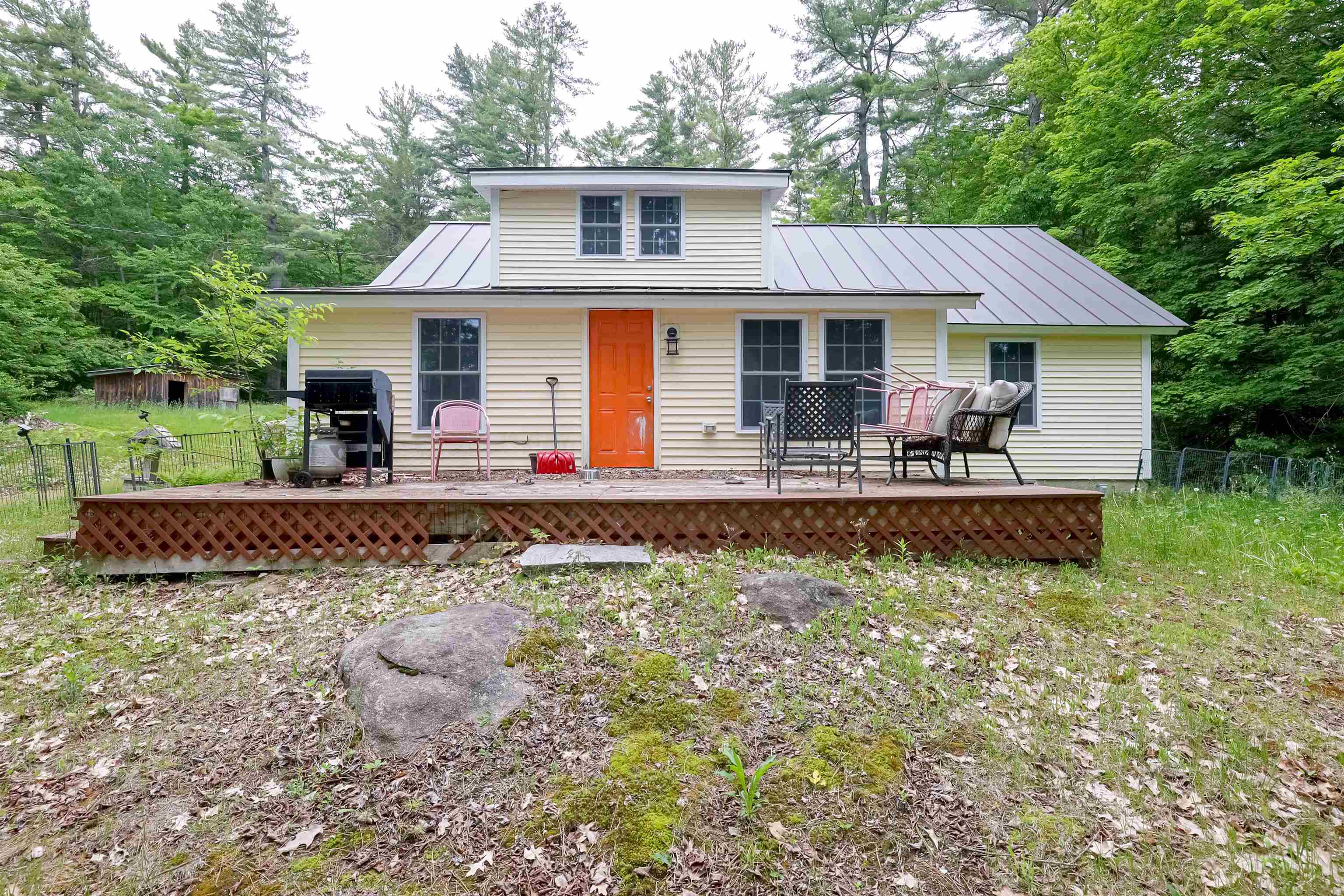 136 Prospect Hill Rd, Sunapee, NH 03782