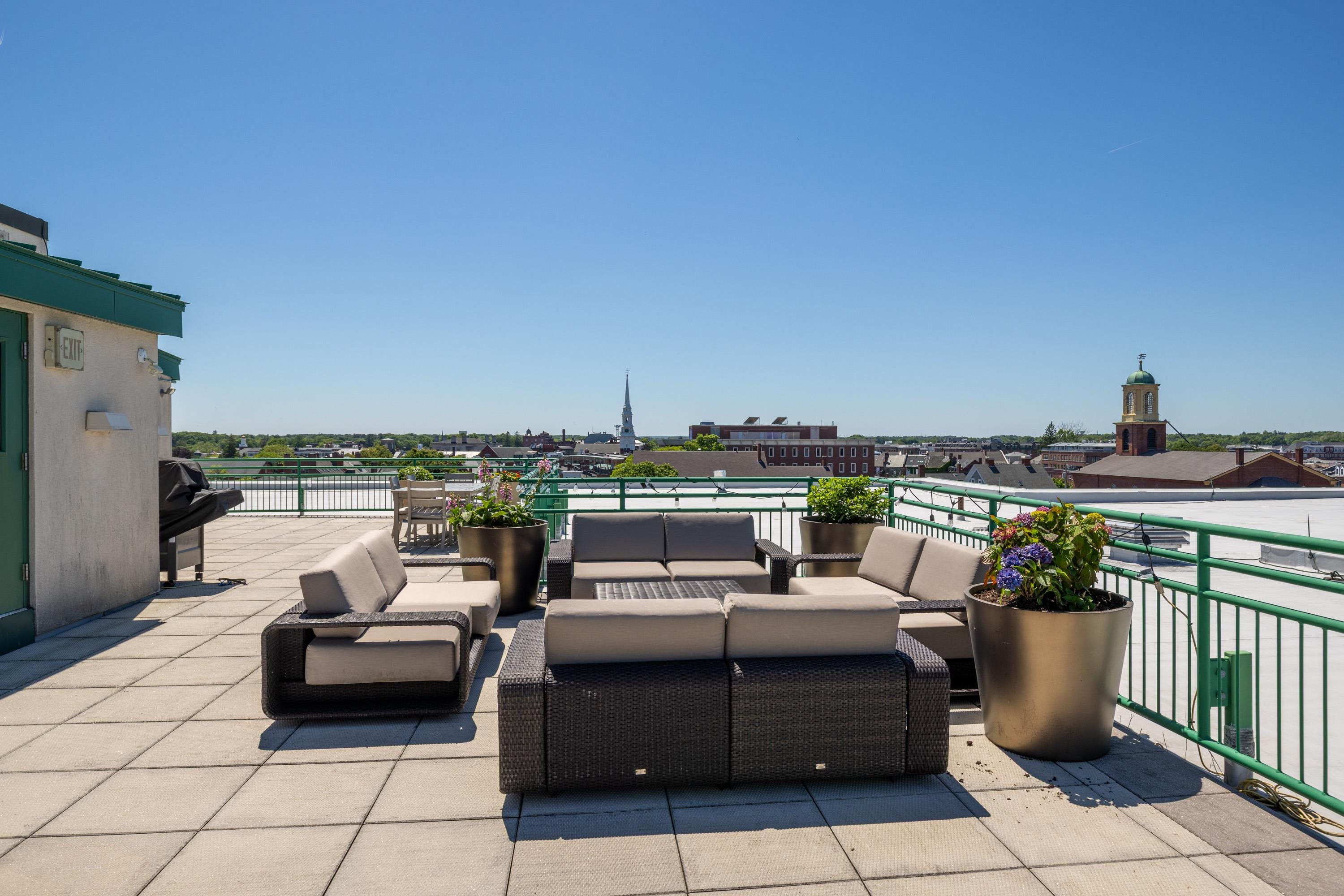 1 Harbour Pl #4F, Portsmouth, NH 03801
