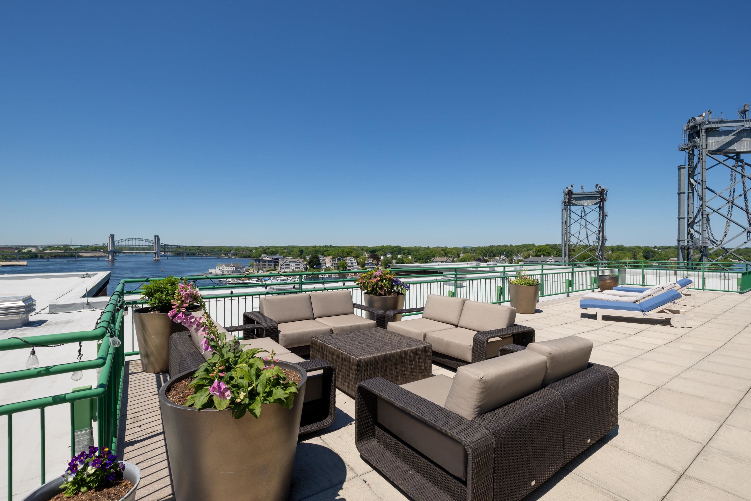 1 Harbour Pl #4F, Portsmouth, NH 03801