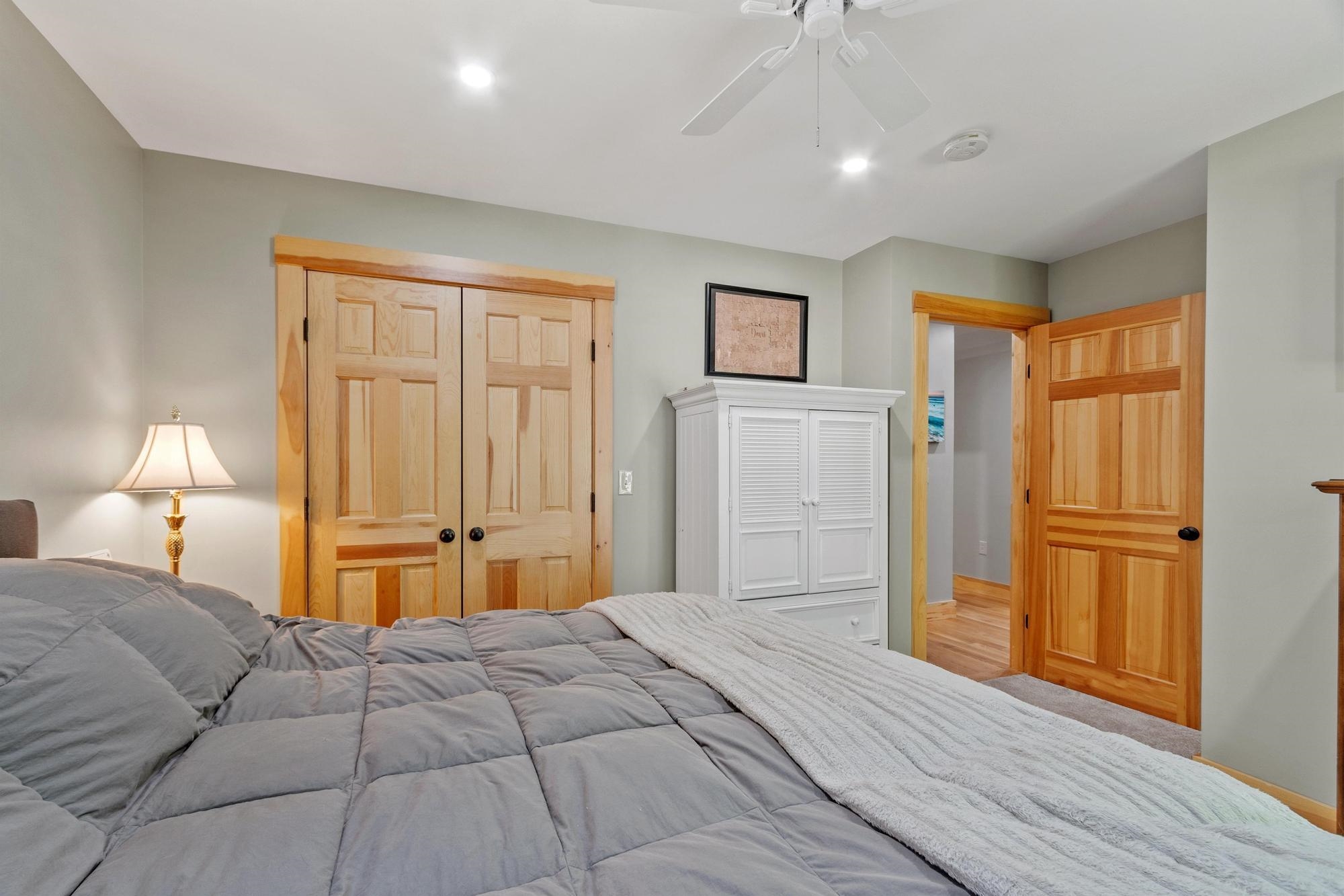 33 Blue Boar Ln, Canterbury, NH 03224