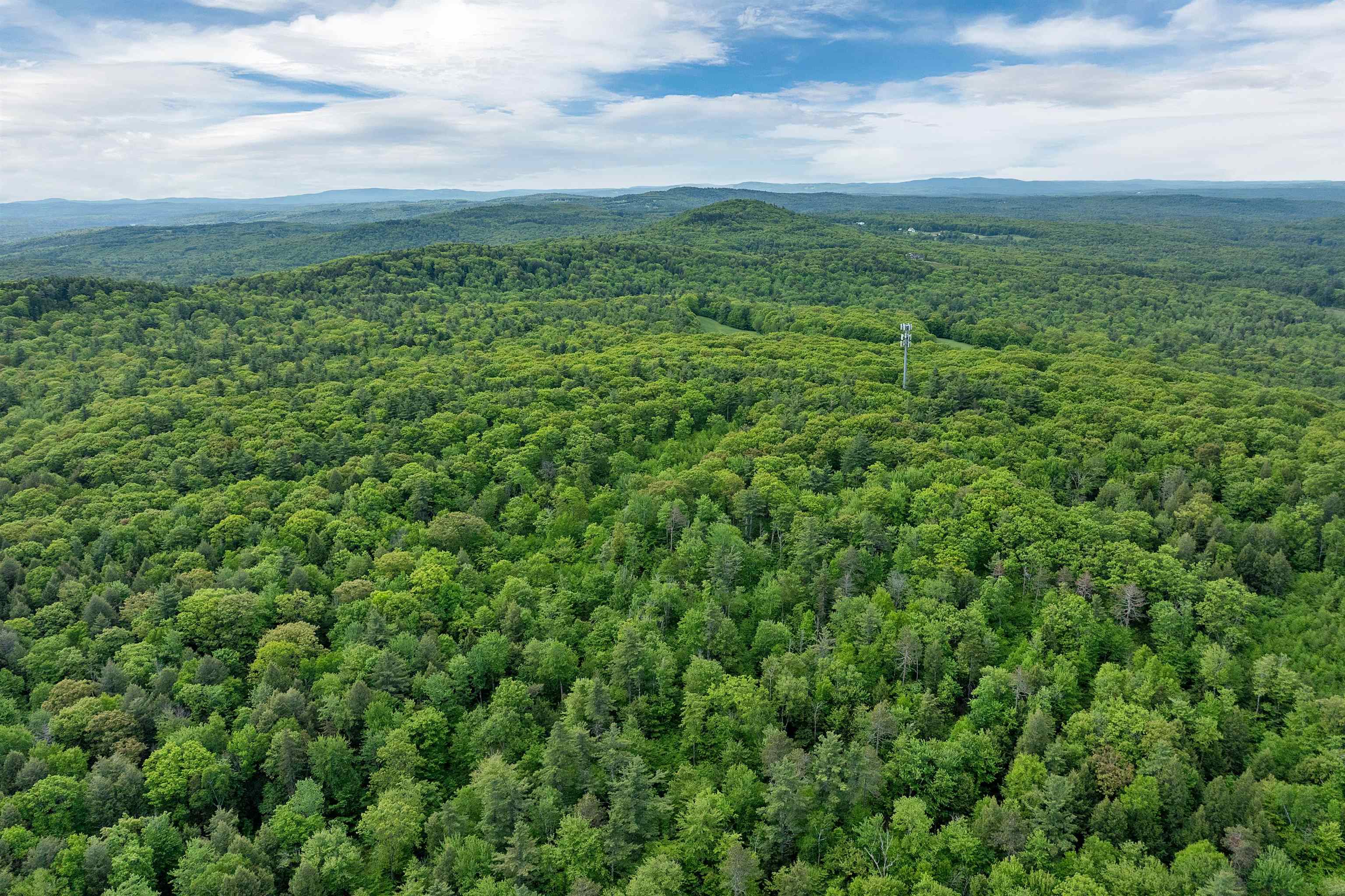 27 Copp Rd, Gilmanton, NH 03237