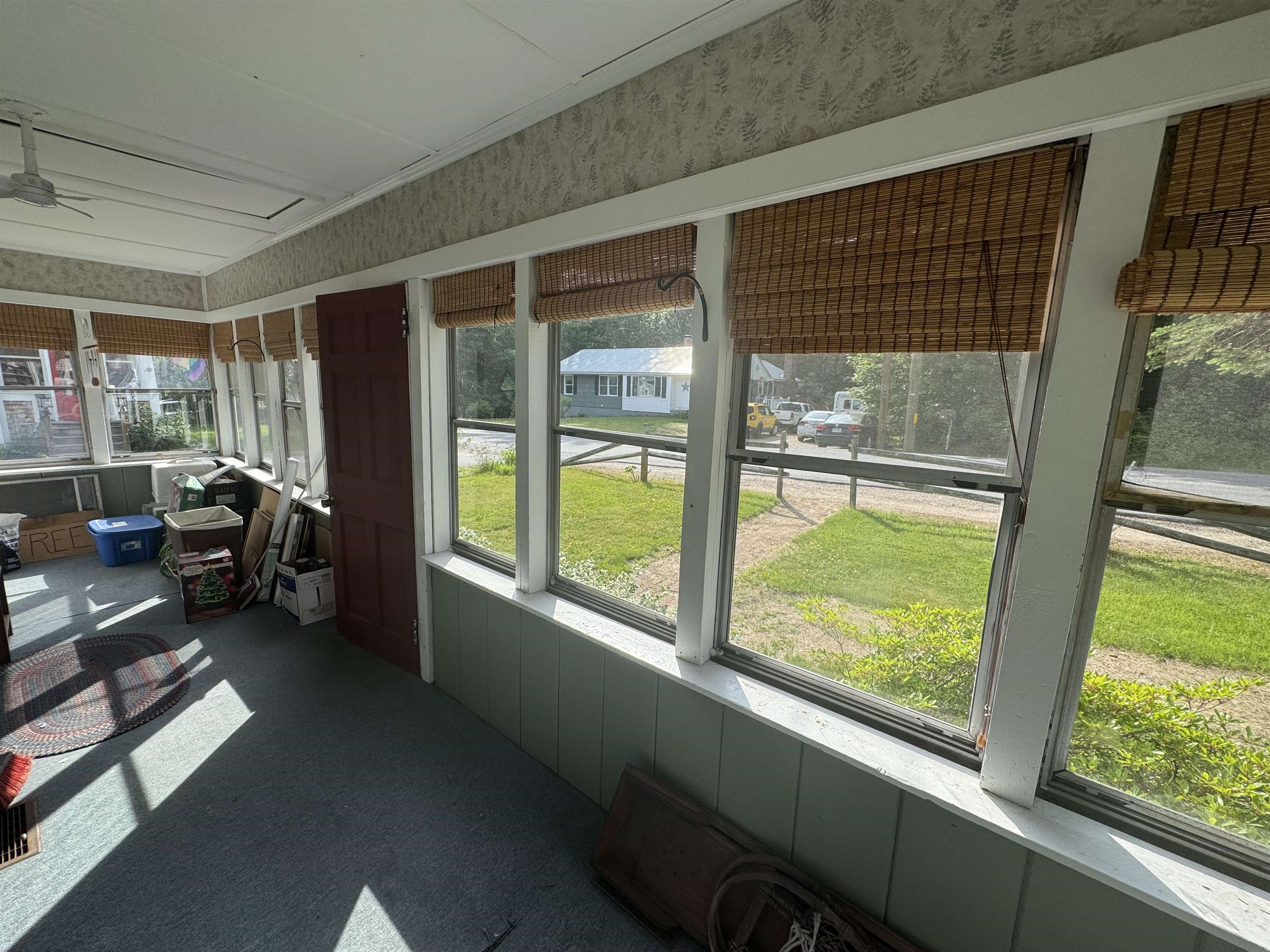 19 Huckins St, Ossipee, NH 03814