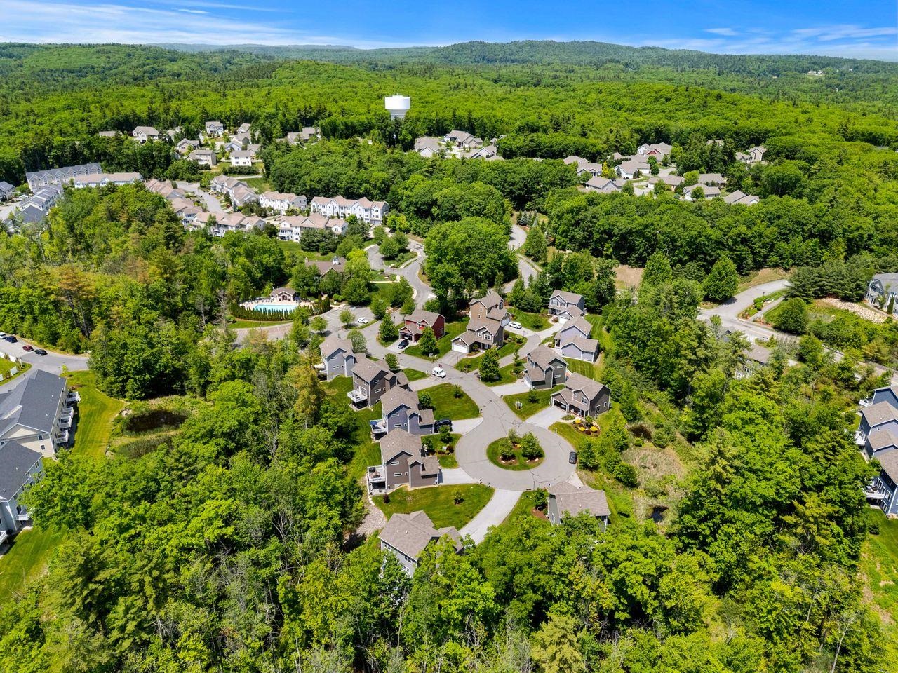 66 Redwood Way, Manchester, NH 03102