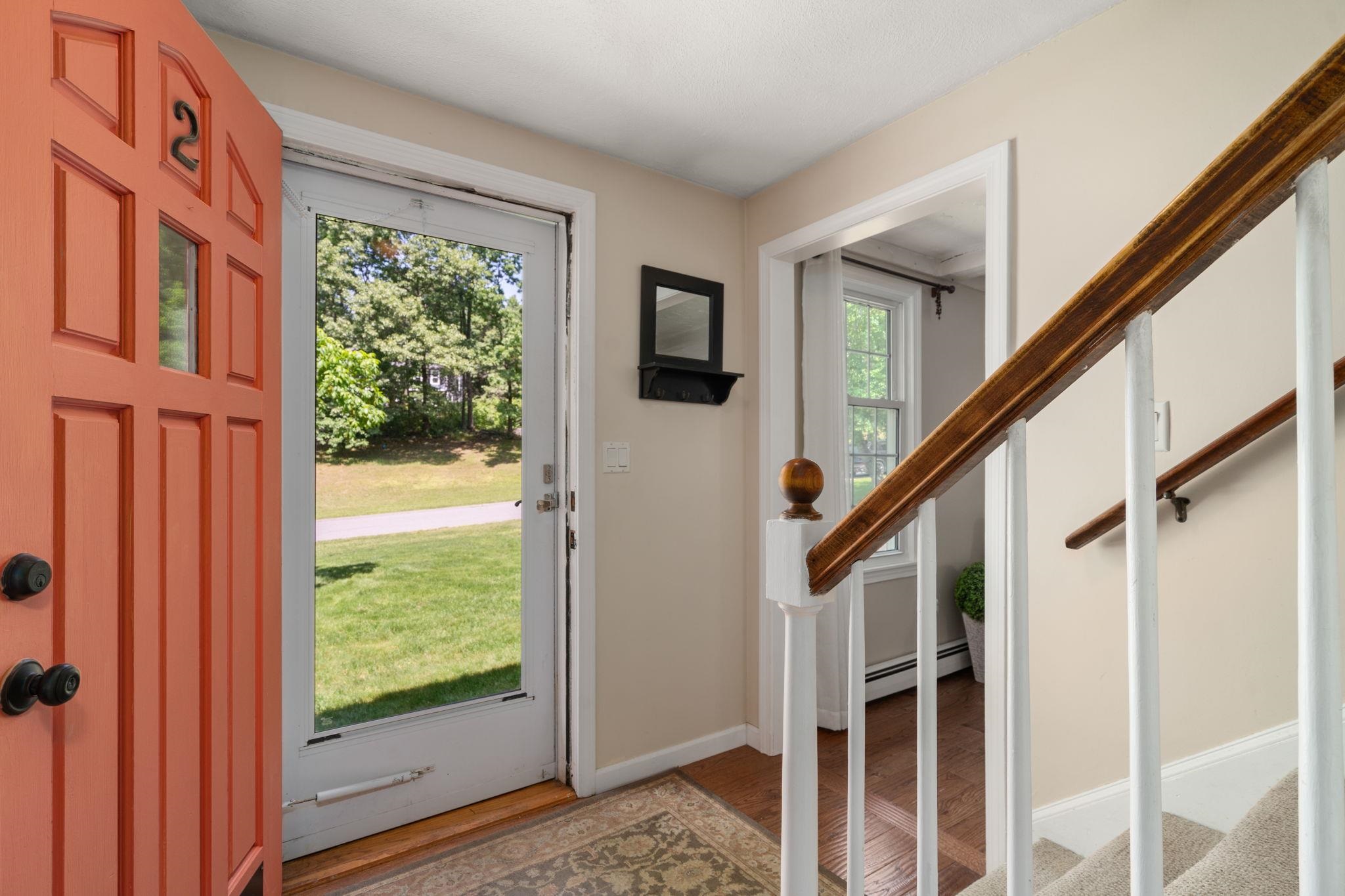 2 Grandview Rd, Windham, NH 03087