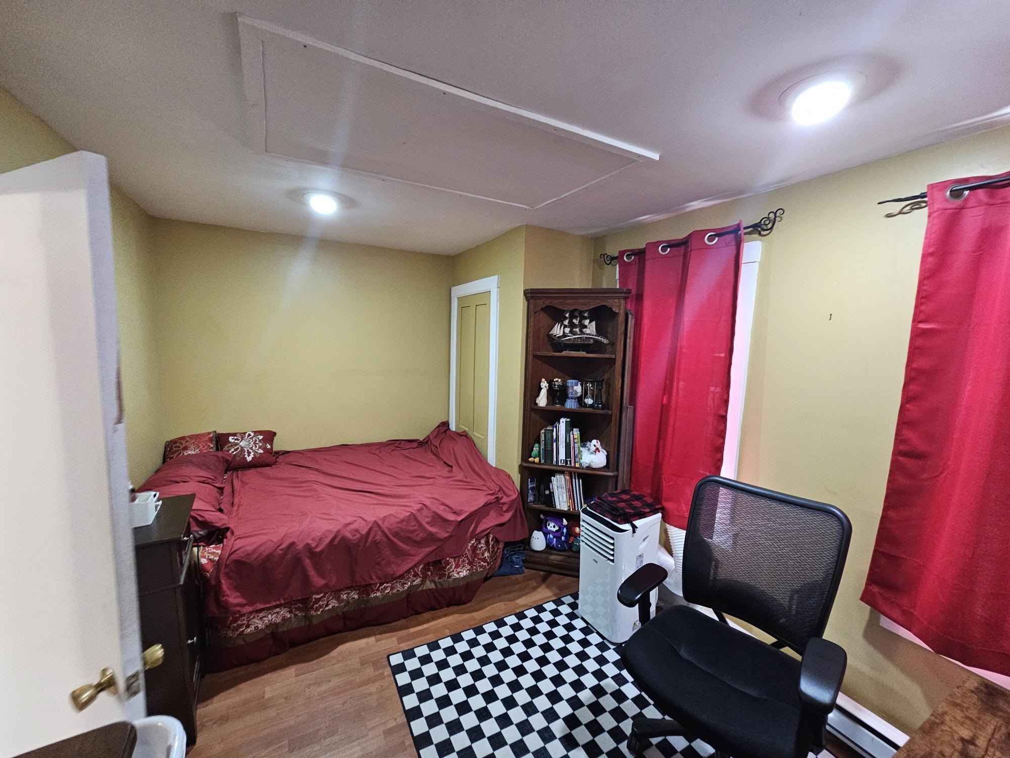 25 Central Sq, Troy, NH 03465