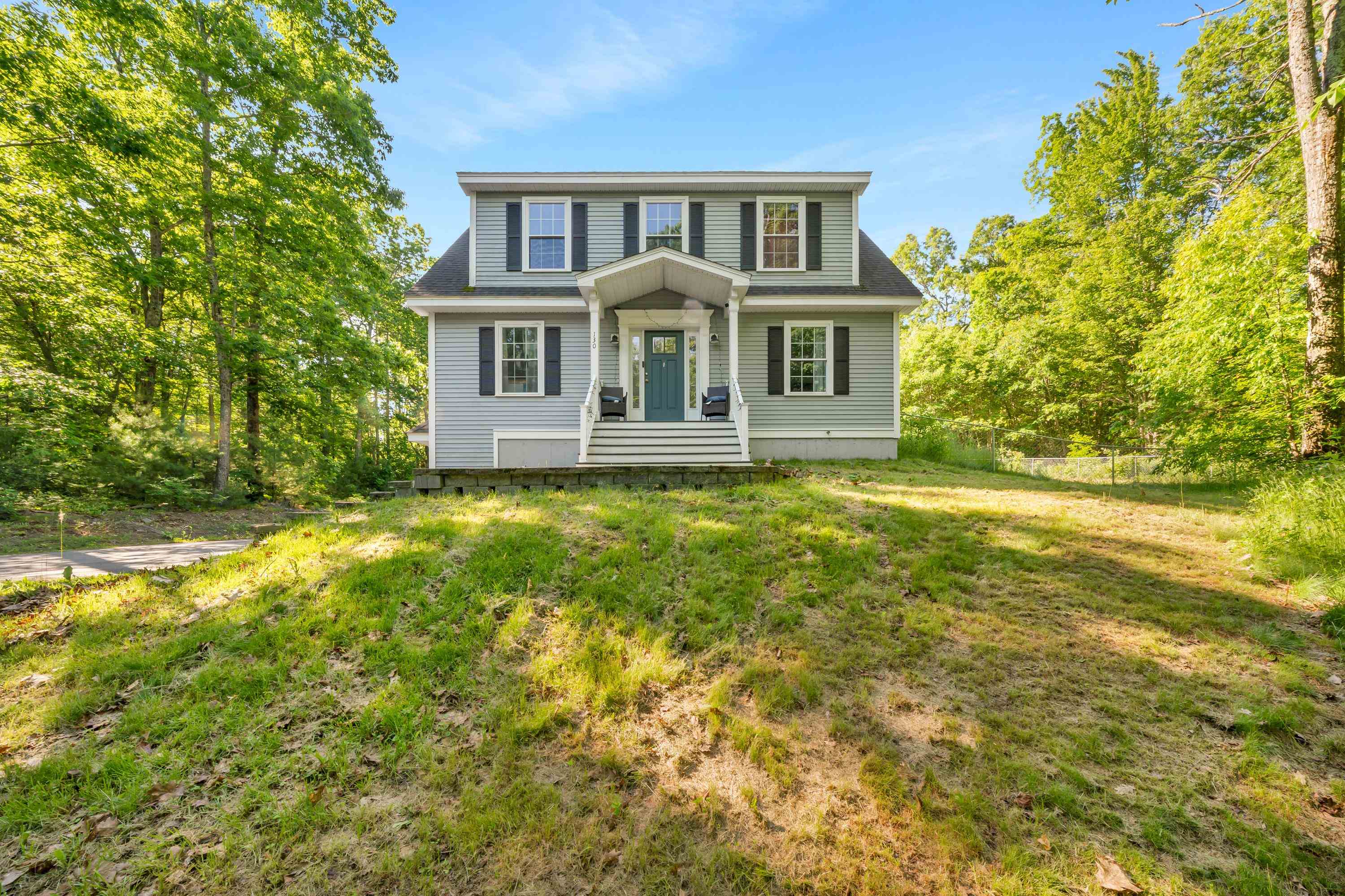 130 Concord Rd, Lee, NH 03861