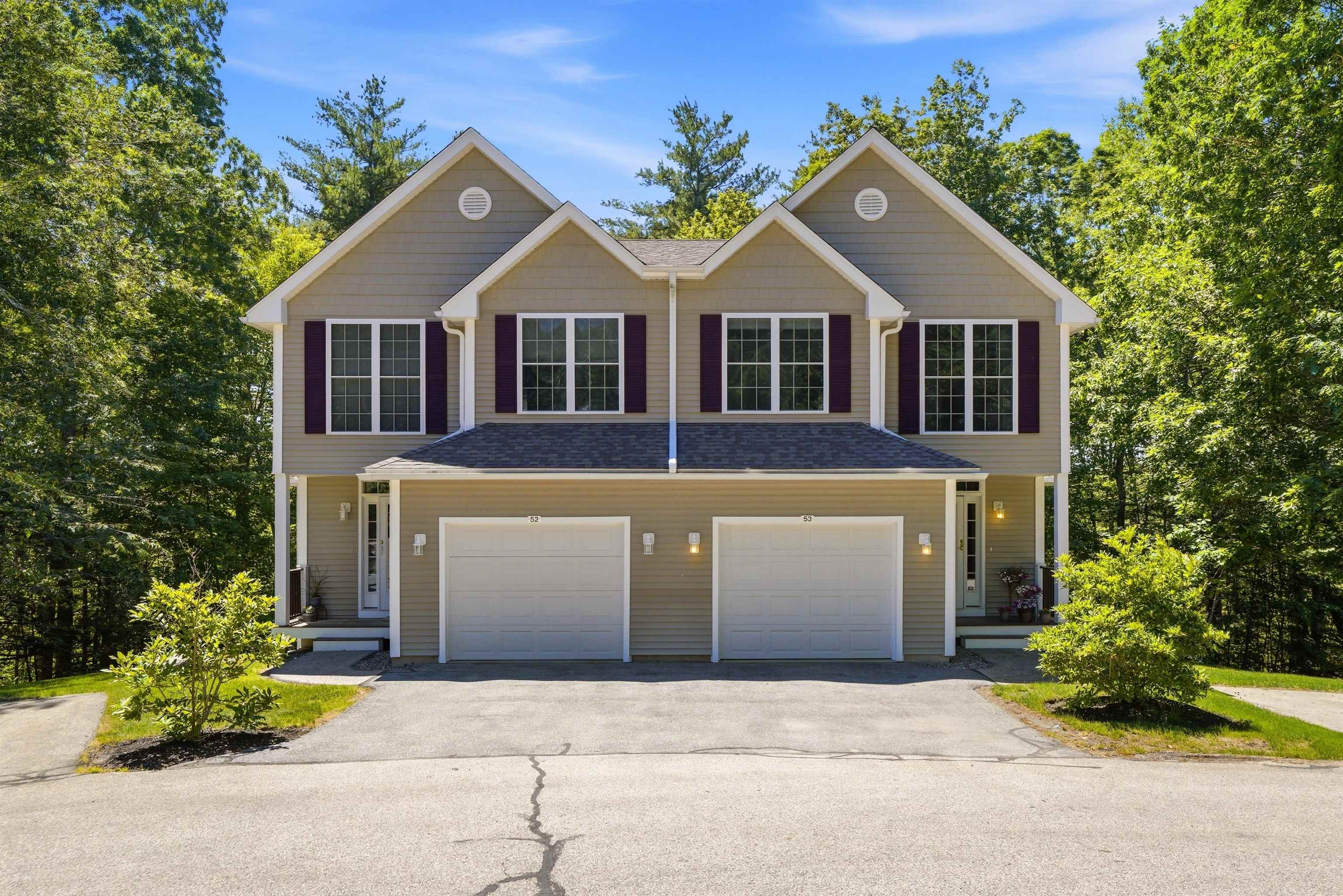 53 Magnolia Ln, Newmarket, NH 03857