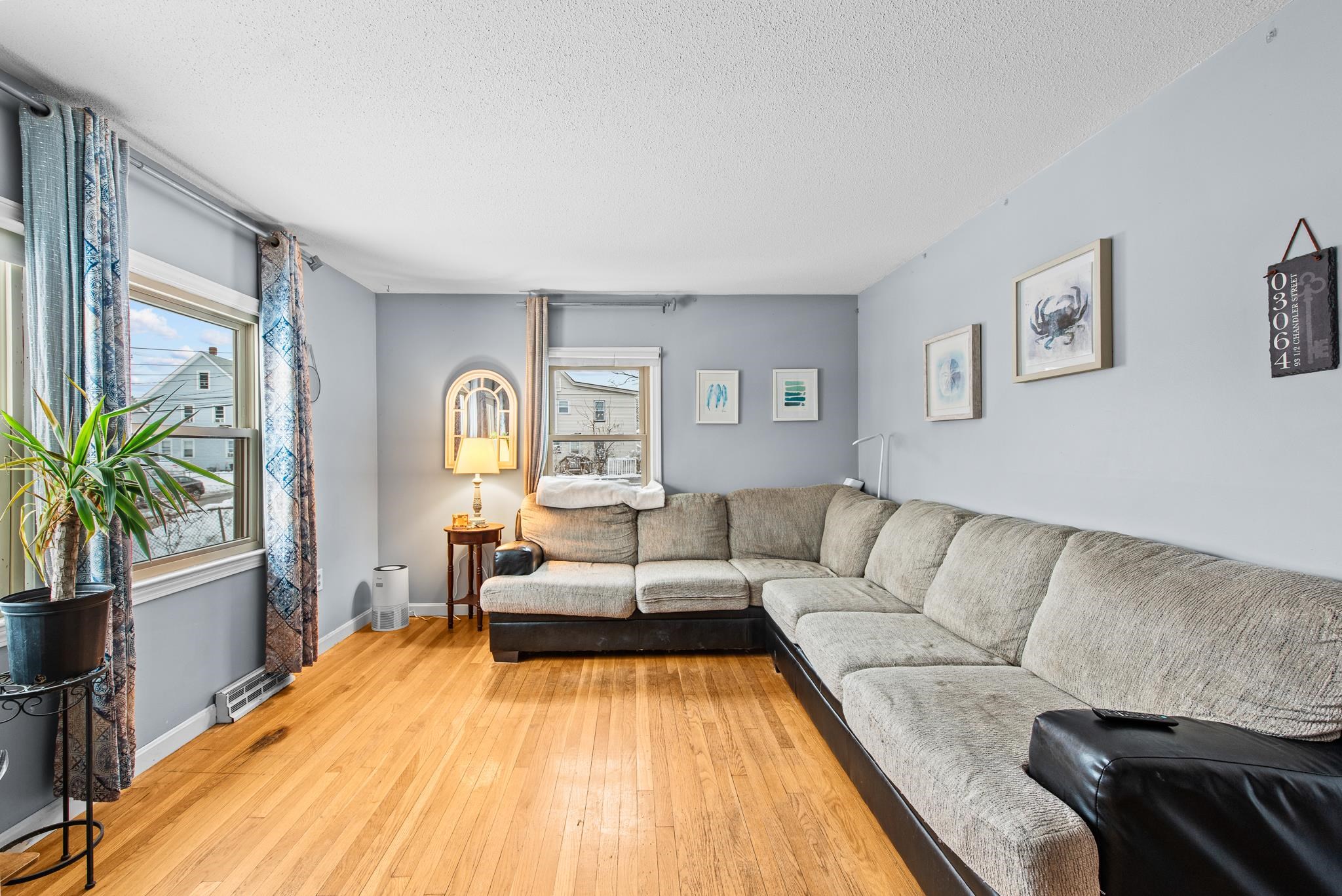 93 12 Chandler St, Nashua, NH 03064