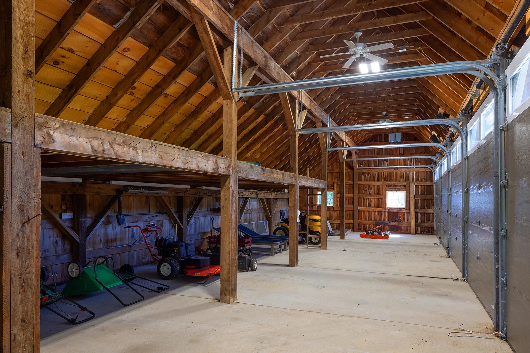 385 Irish Hill Rd, Hopkinton, NH 03229