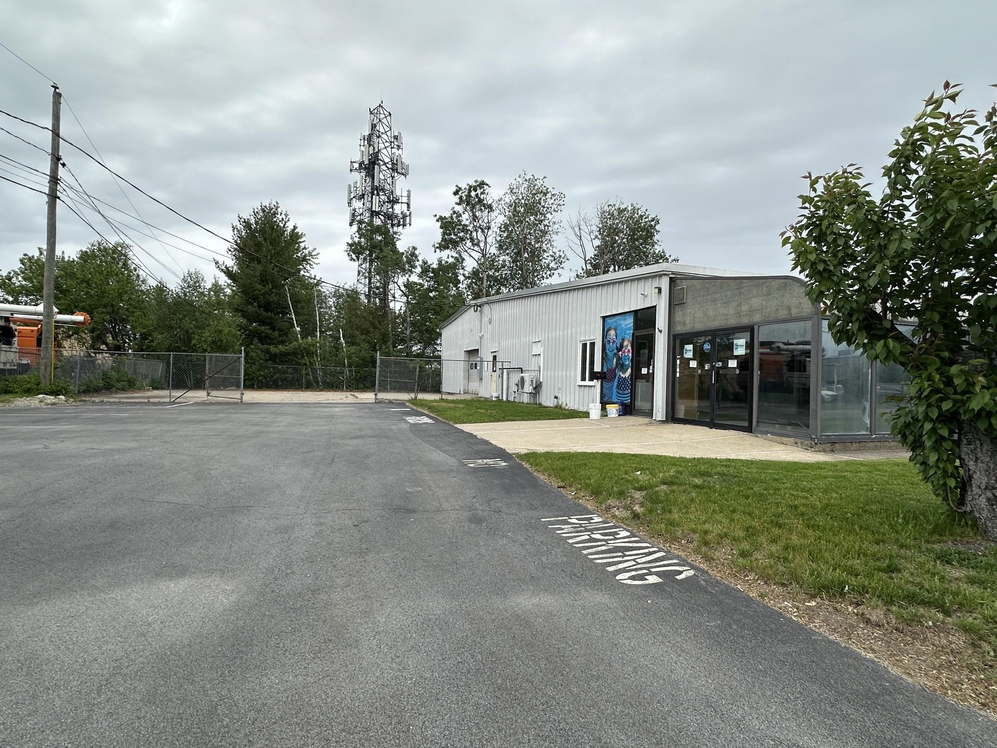 800 Gold St, Manchester, NH 03103