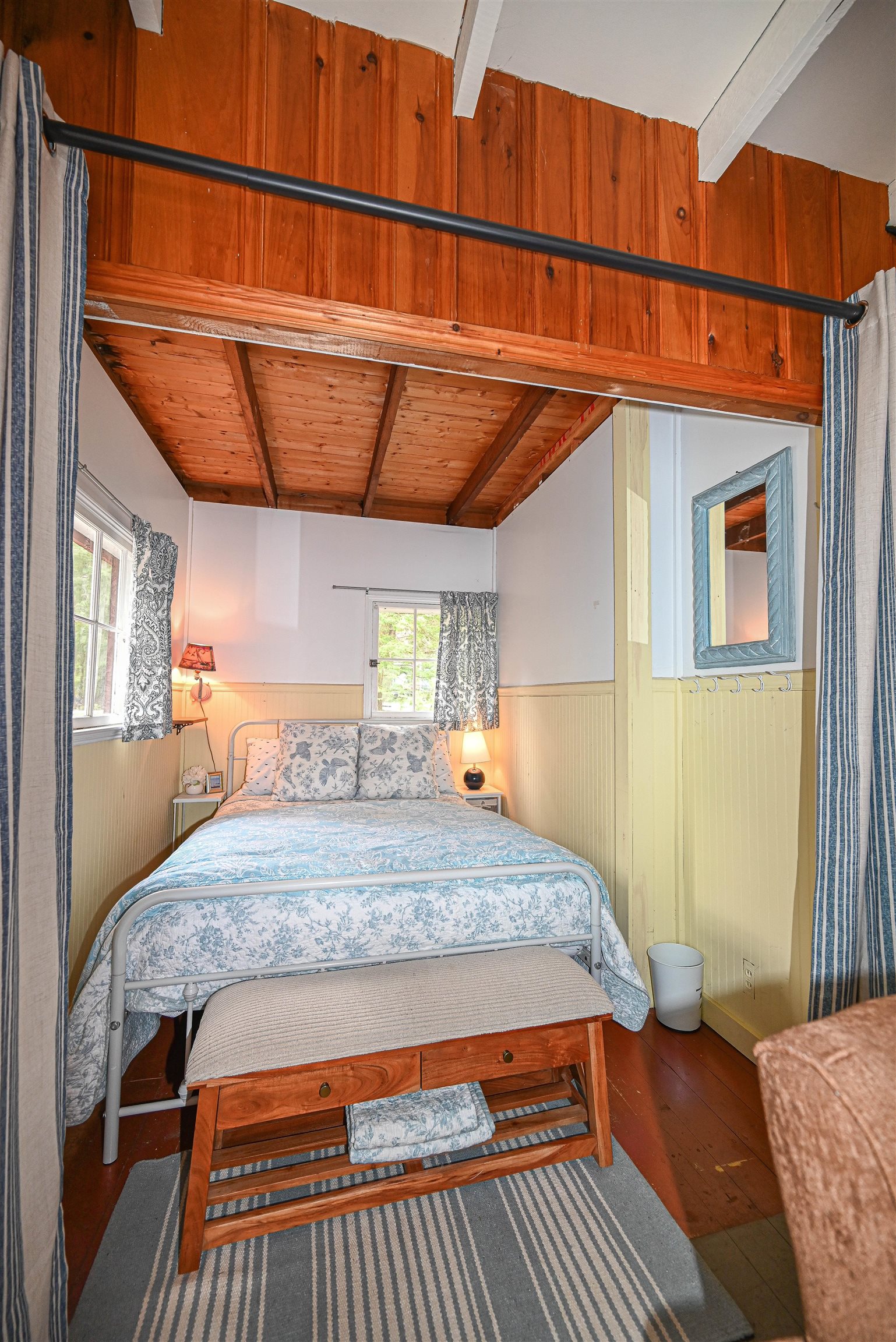 154 Crescent Lake Rd, Acworth, NH 03601