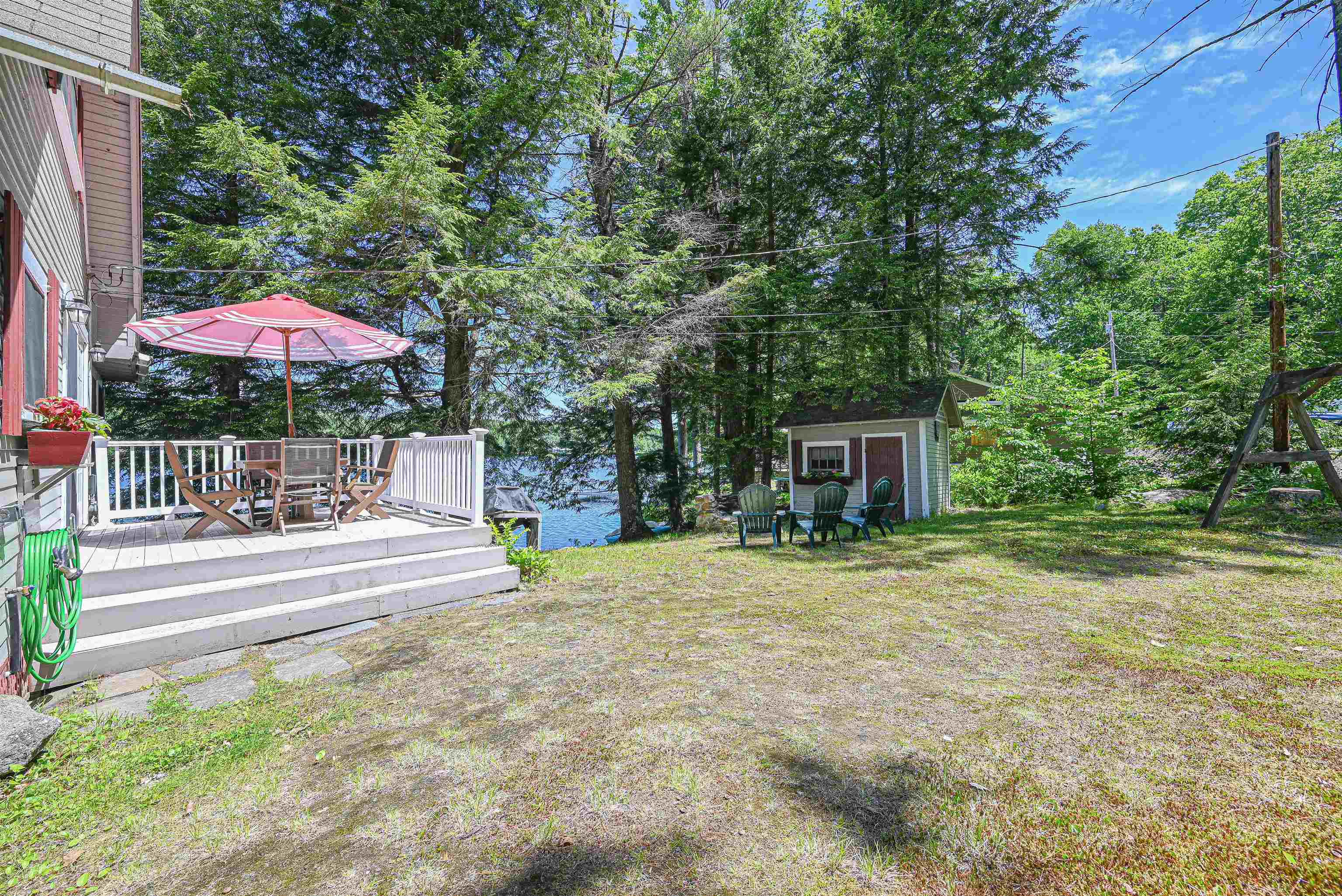 Side Deck & Fire Pit 25491856