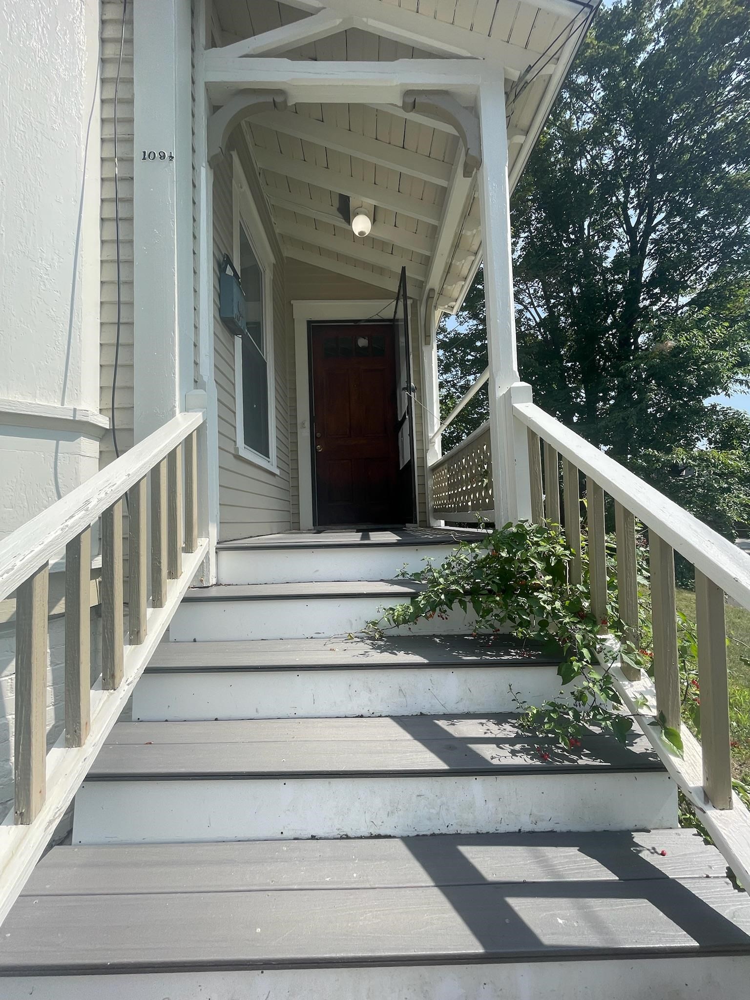 109 1/2 Warren Street, Concord, NH photo 2