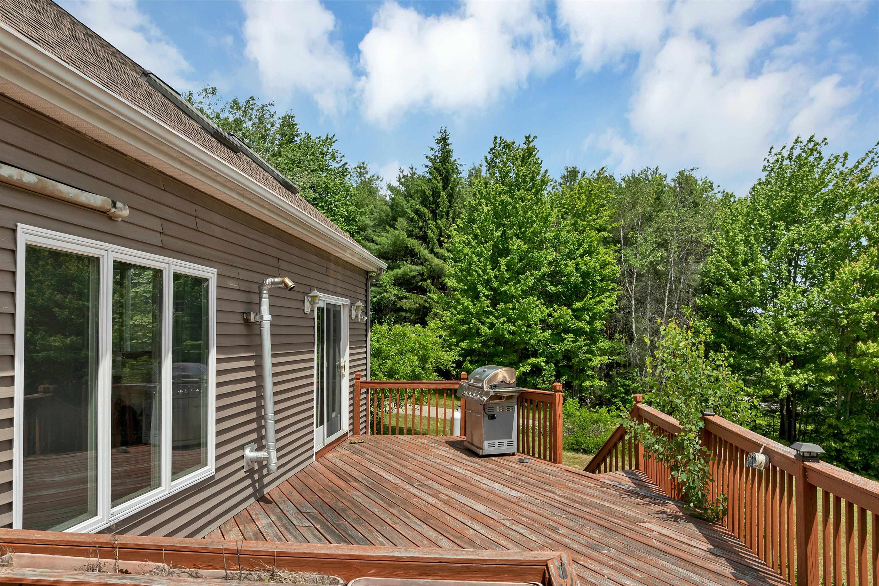 12 Goslin Way, New Durham, NH 03855