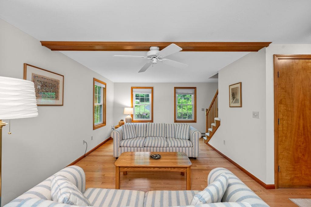 43 Sage Ct, Goffstown, NH 03045