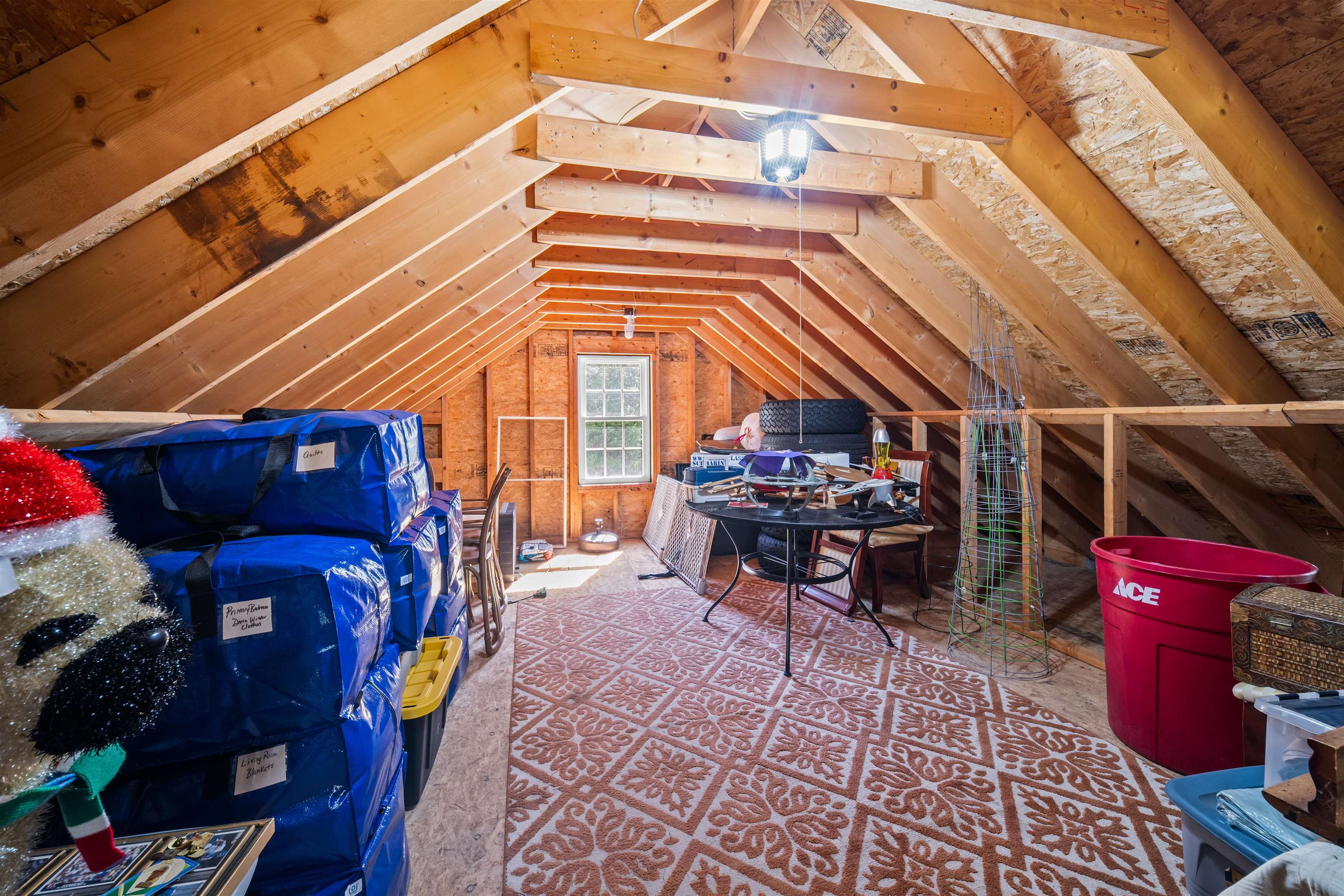 372 Mountain Rd, Concord, NH 03301
