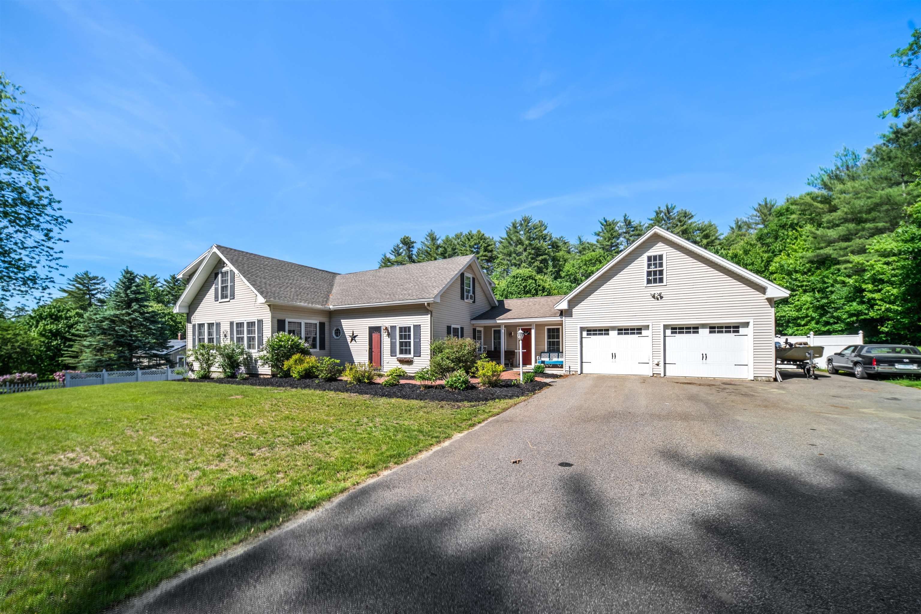 372 Mountain Rd, Concord, NH 03301