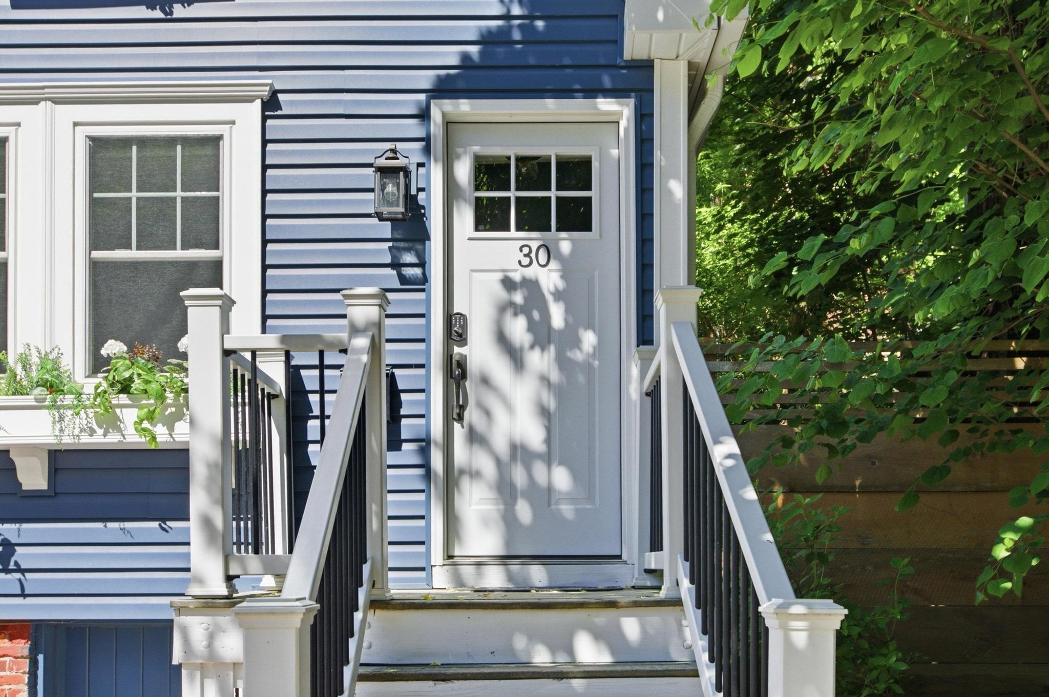 30 George St, Dover, NH 03820