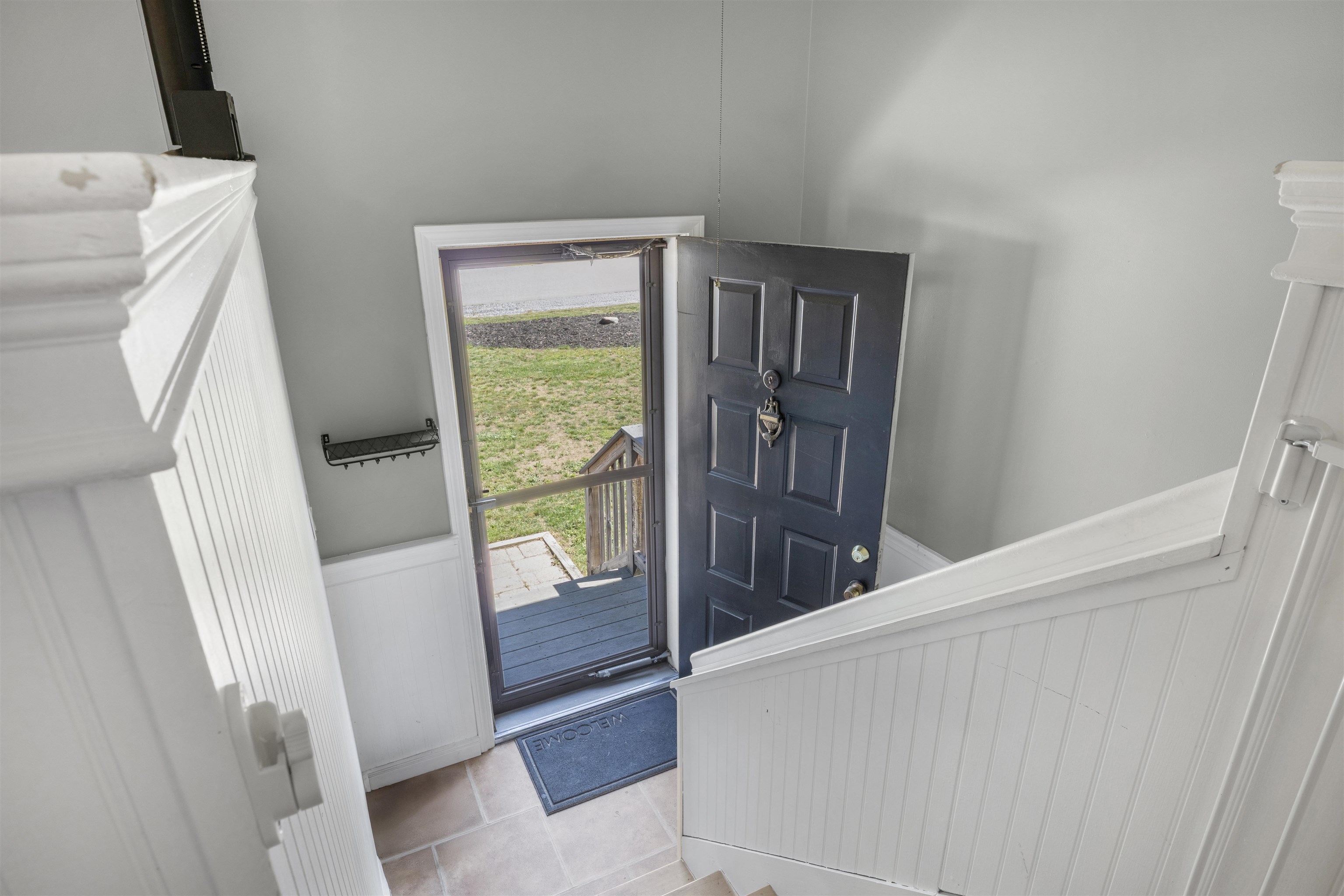 35 Western Ave, Rochester, NH 03867
