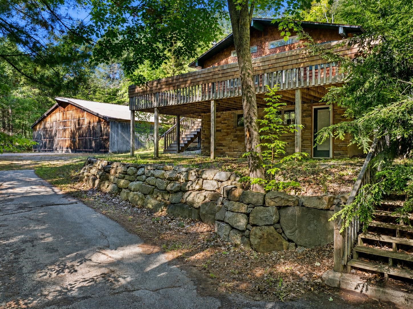 175 Tate Rd, Gilford, NH 03249