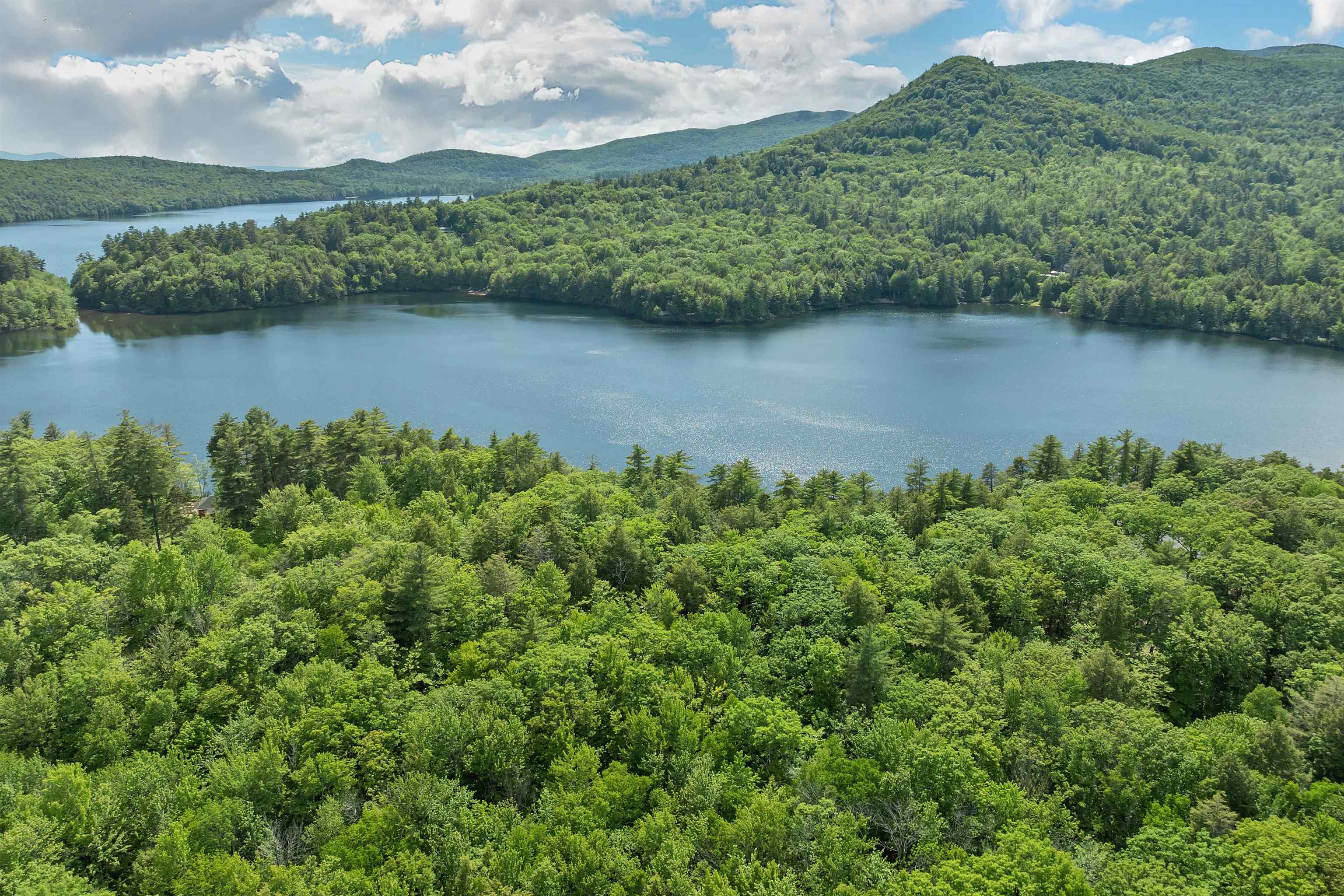 6 Twin Cottage Ln, Ossipee, NH 03814