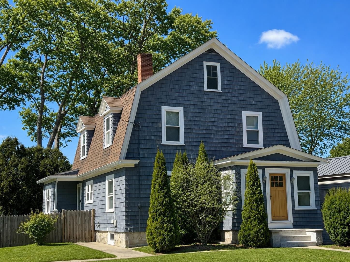 838 Maple St, Manchester, NH 03104
