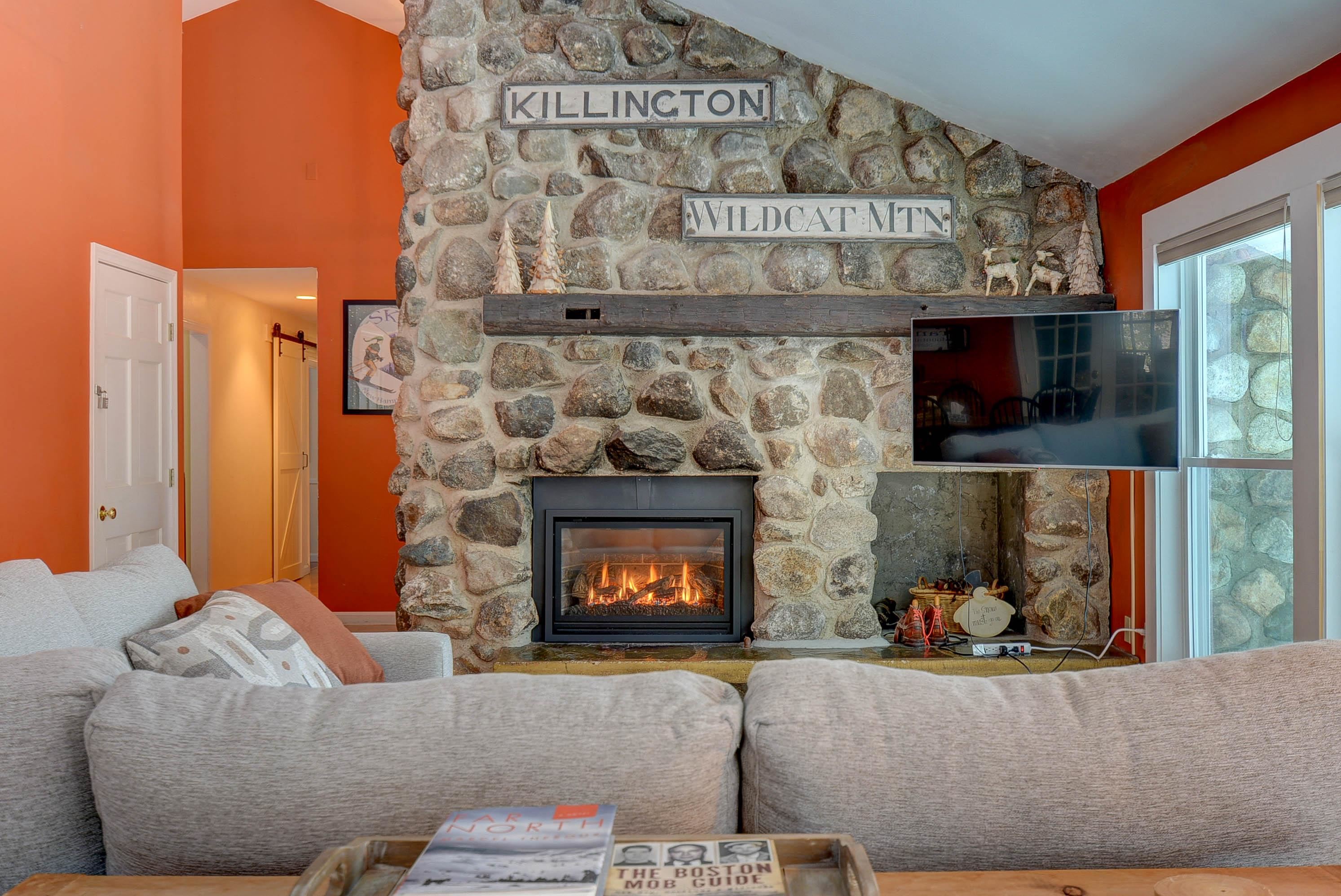 50 Drachenfels Rd, Conway, NH 03860