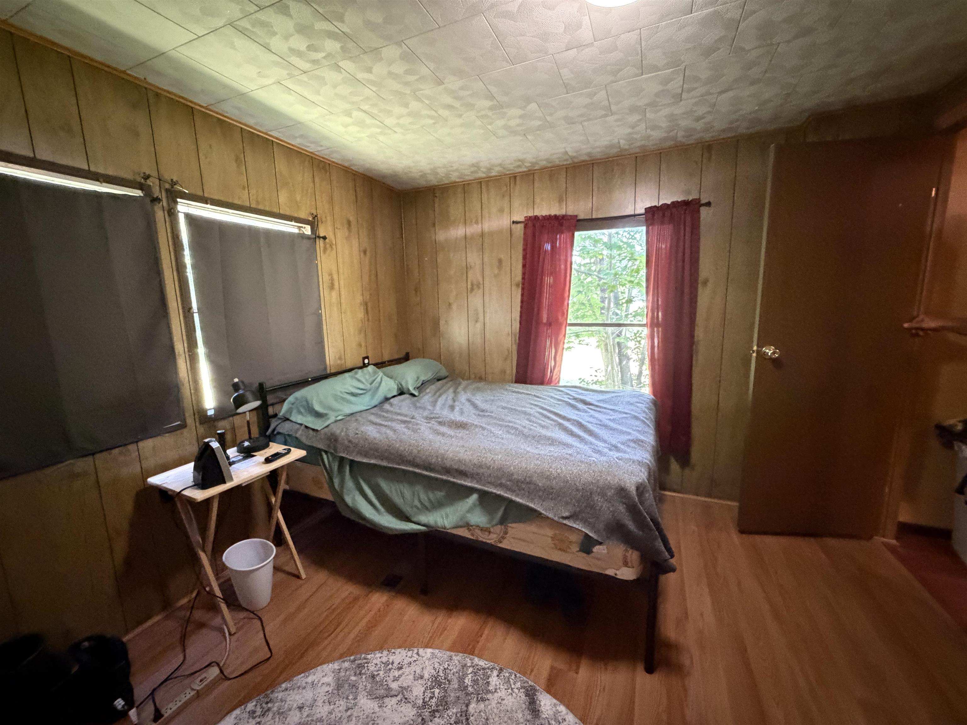 primary bedroom 25501973