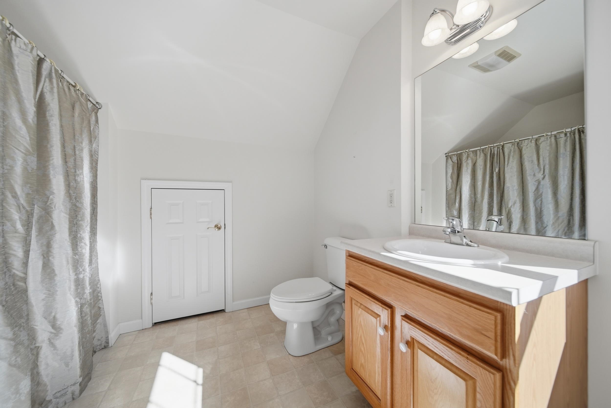 4 Bow Center Rd #B4, Bow, NH 03304